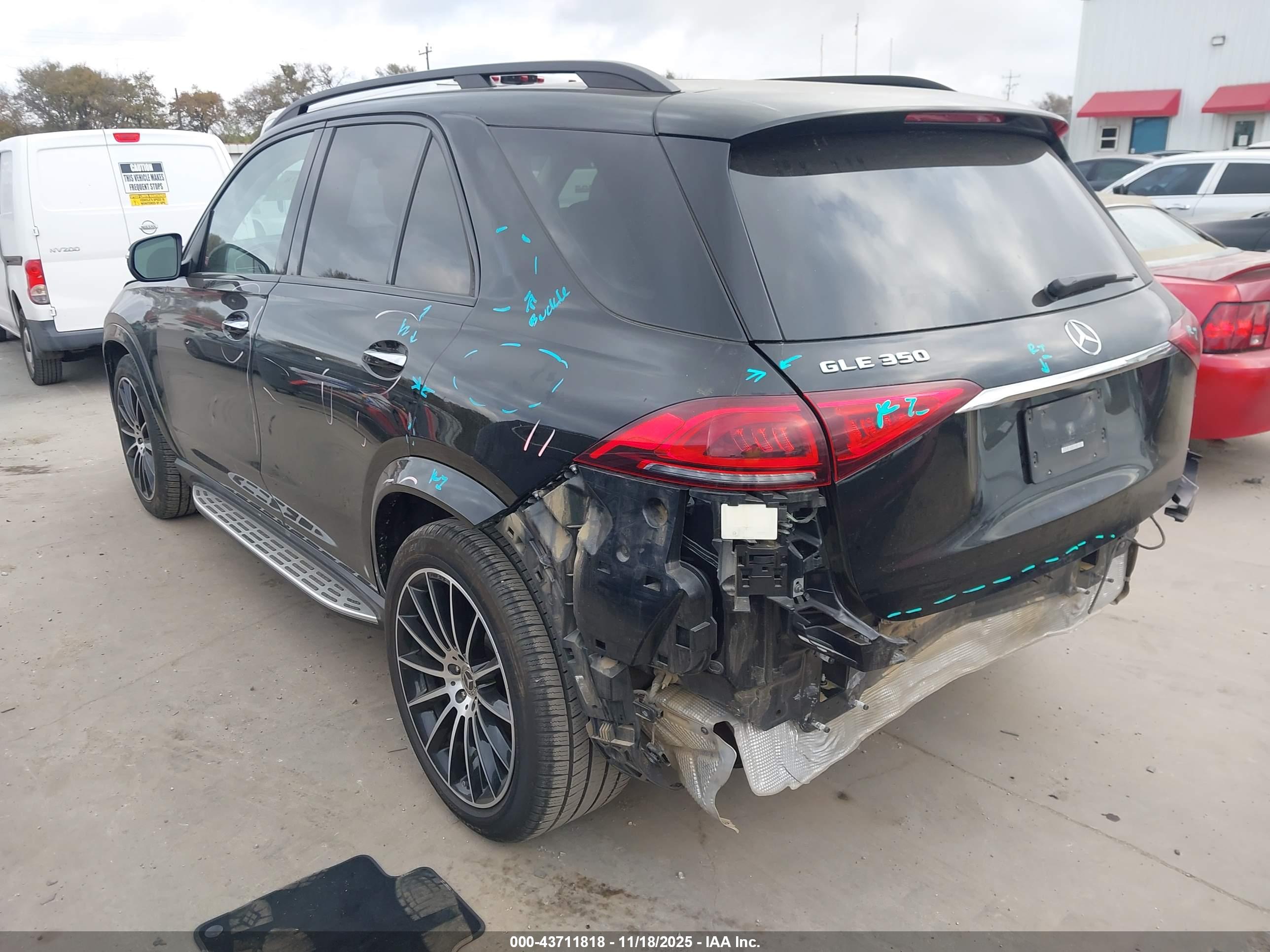 MERCEDES-BENZ GLE image 3