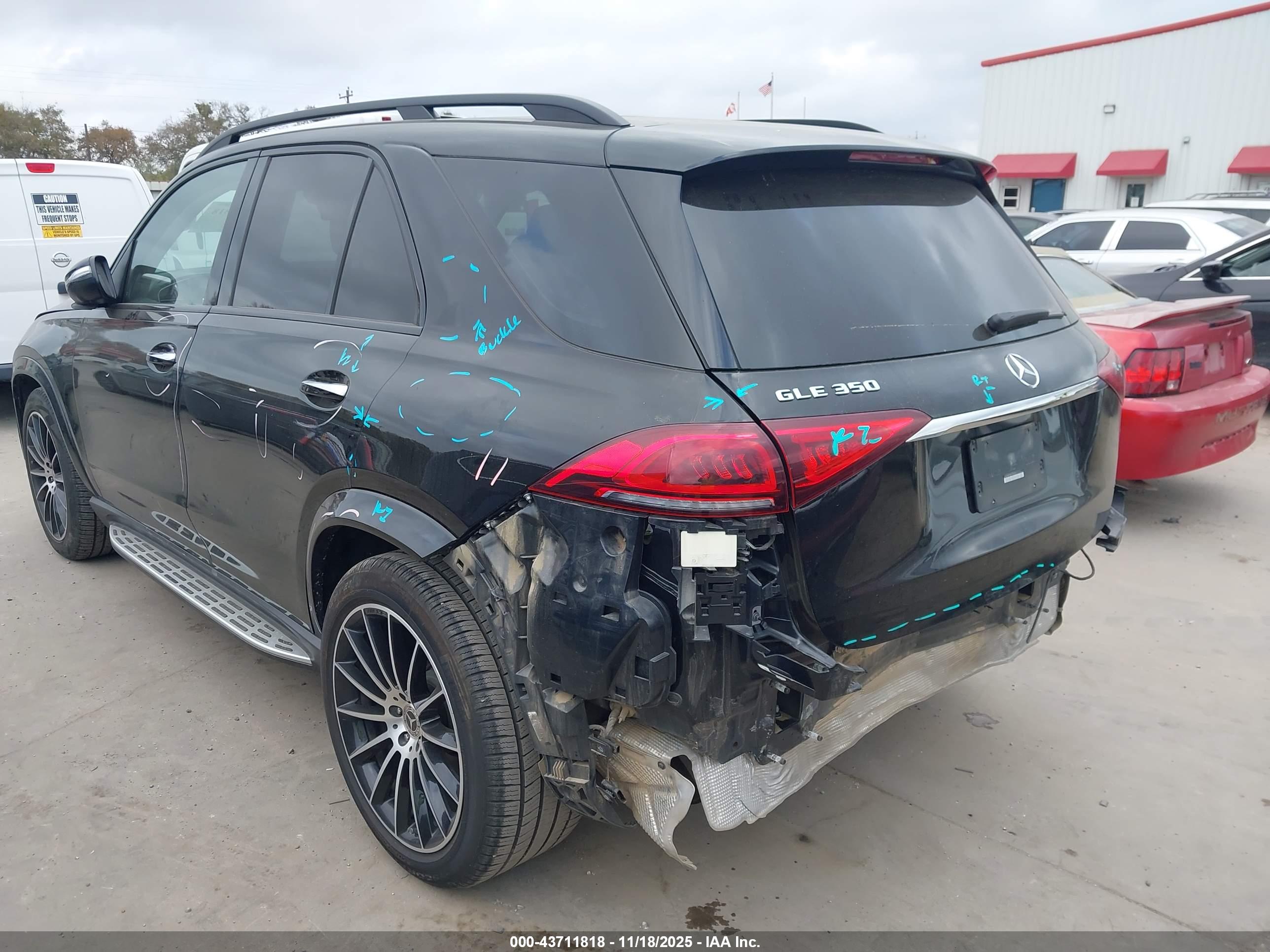 MERCEDES-BENZ GLE image 6