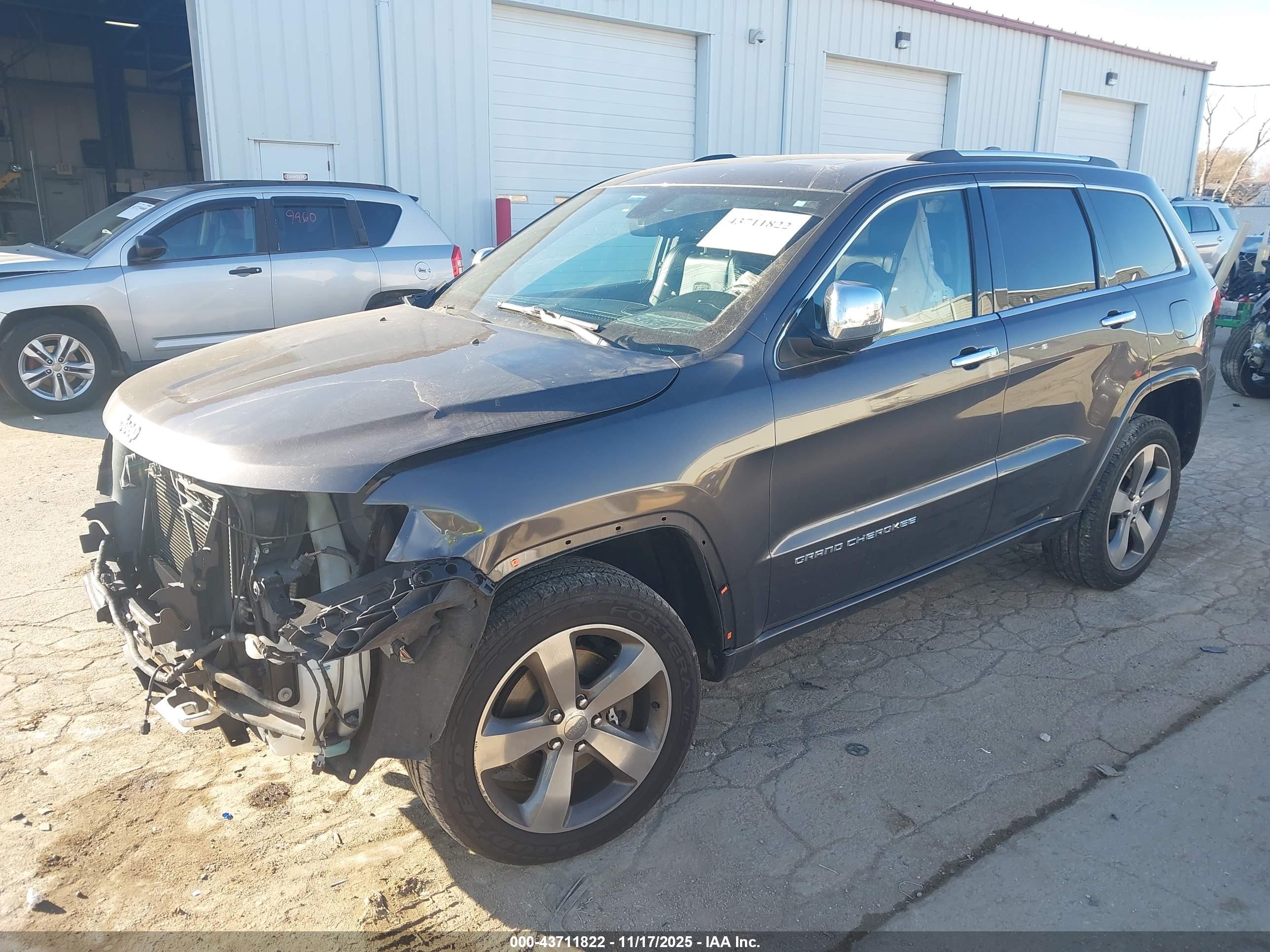 JEEP GRAND image 2
