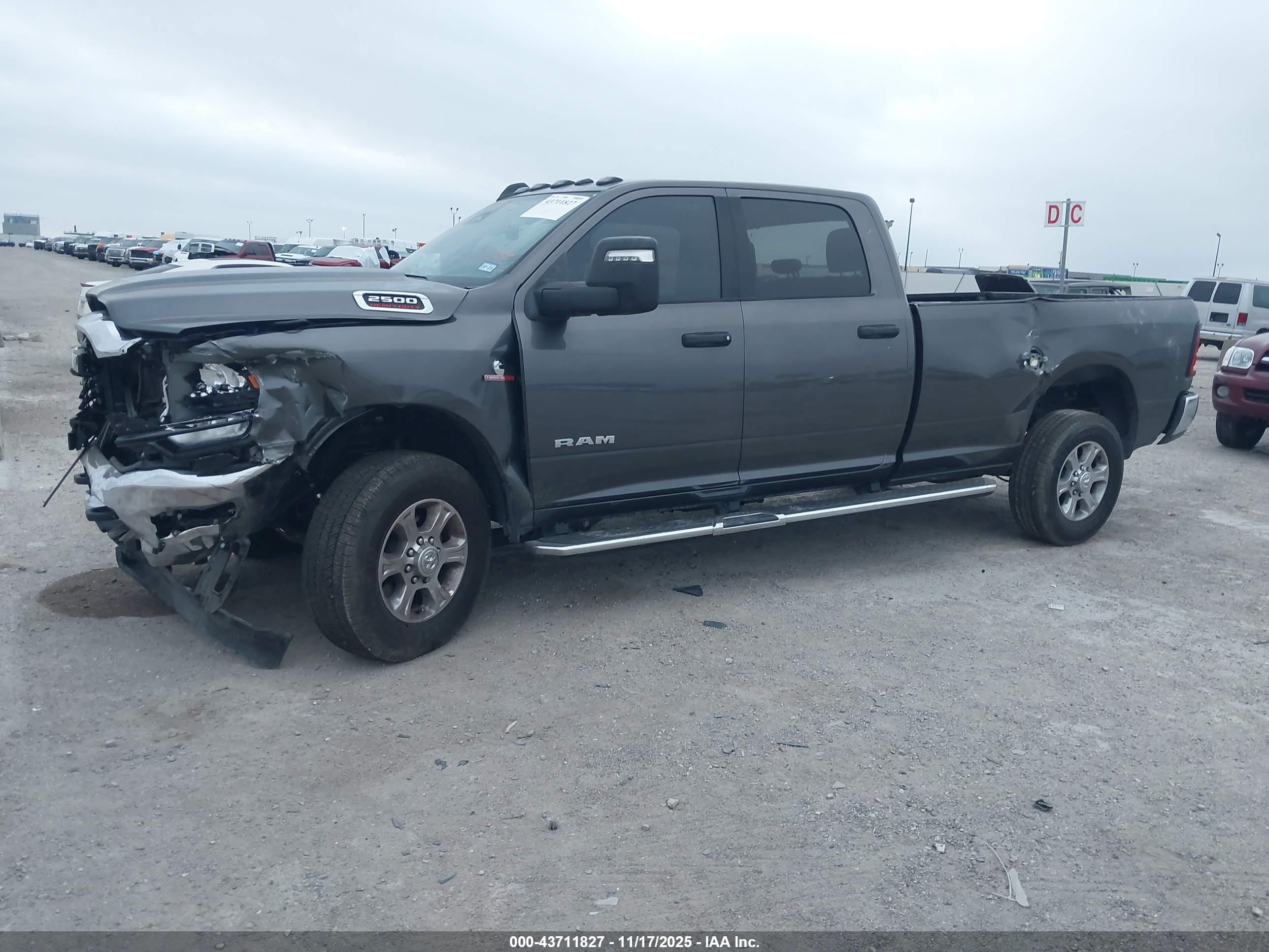 RAM 2500 image 2