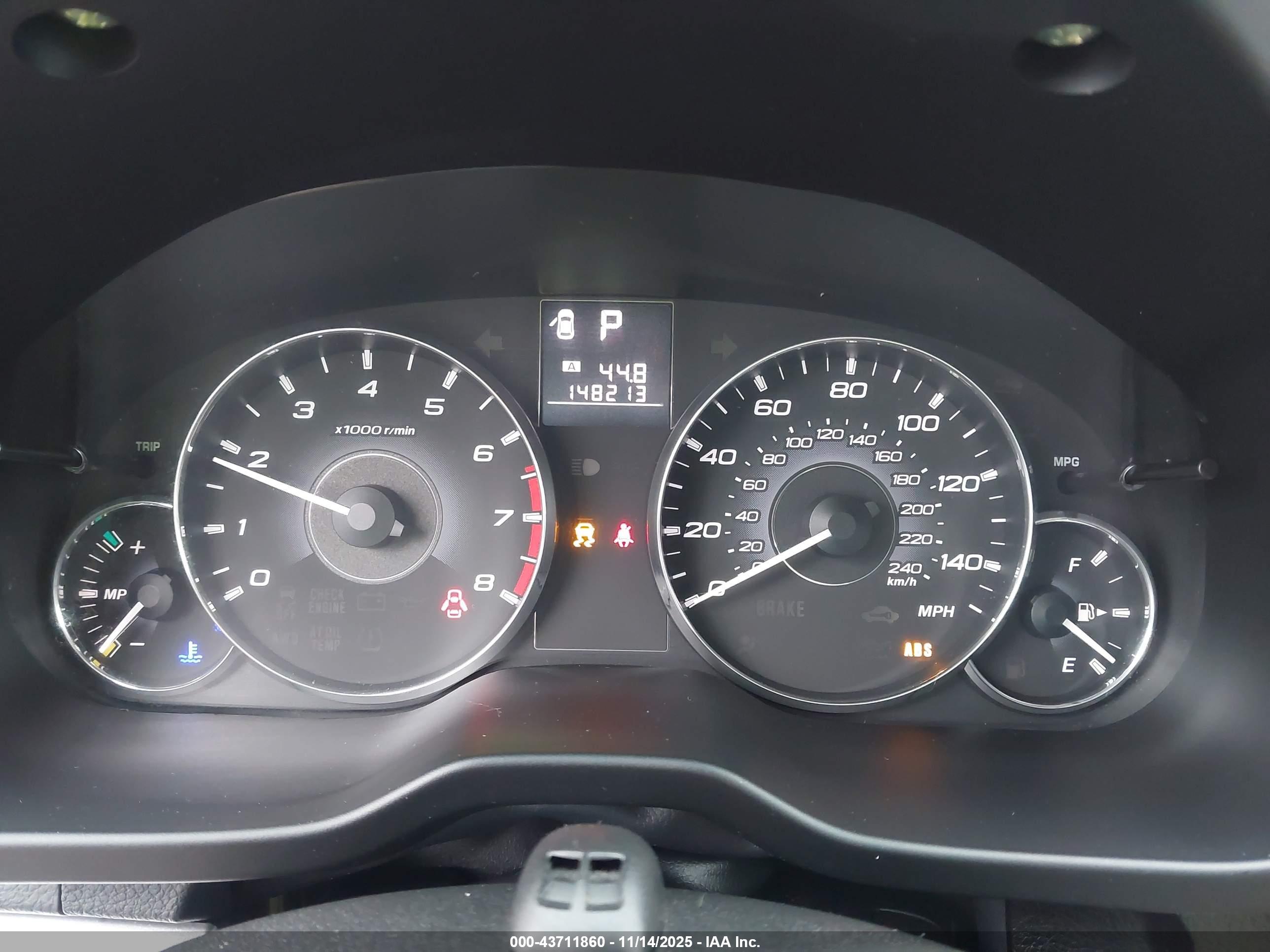 SUBARU OUTBACK image 7