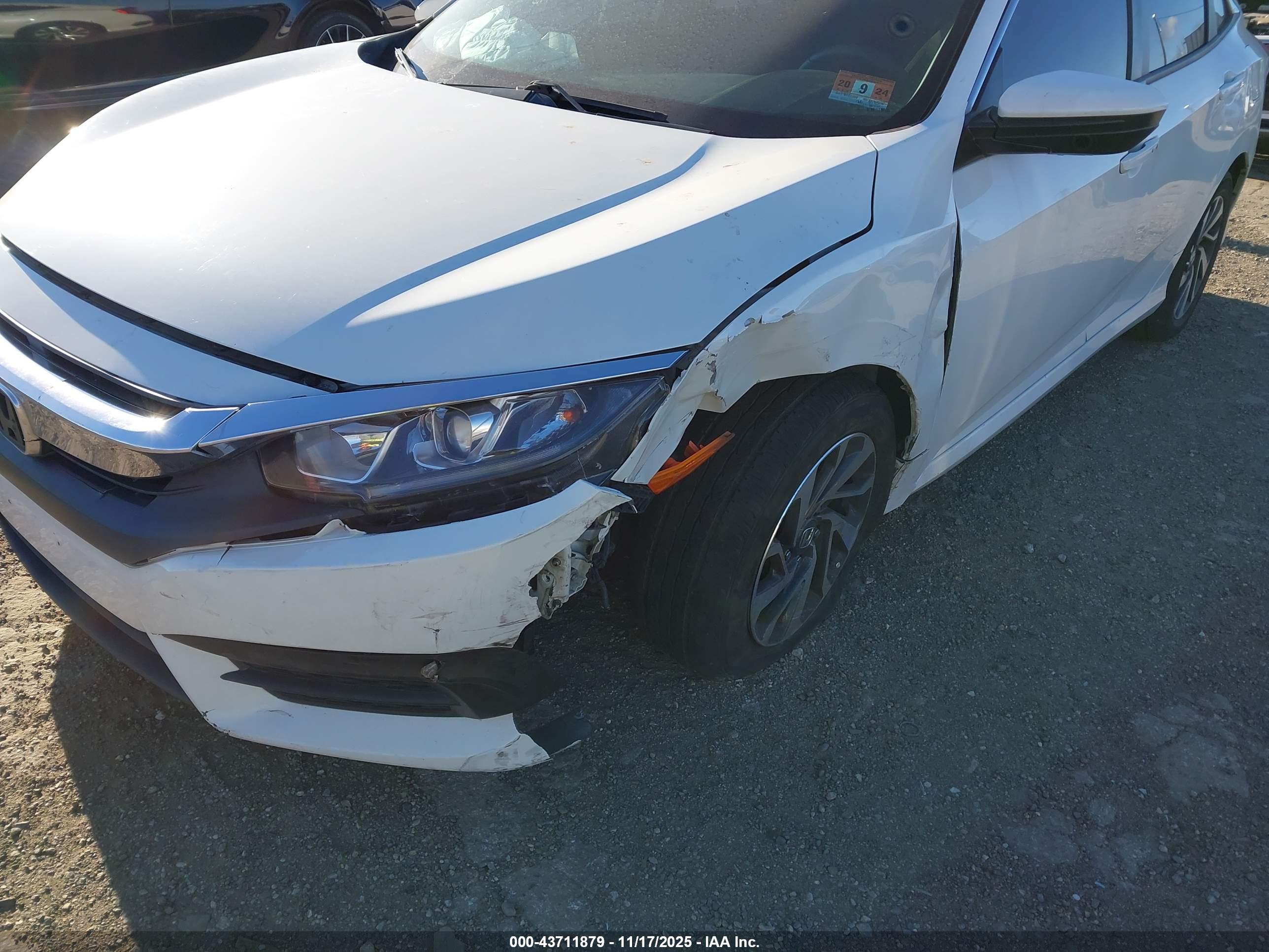 HONDA CIVIC image 6