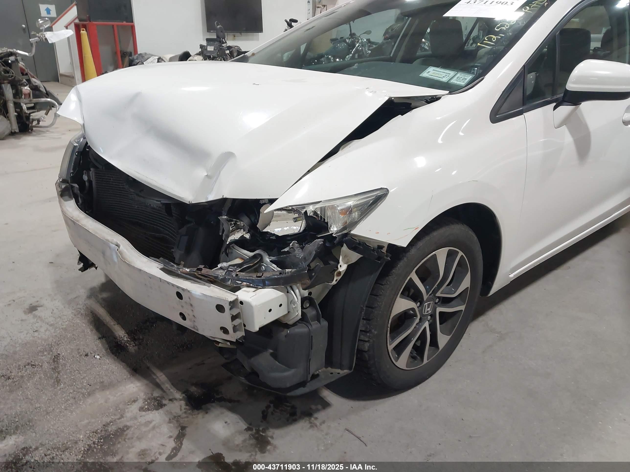 HONDA CIVIC image 6
