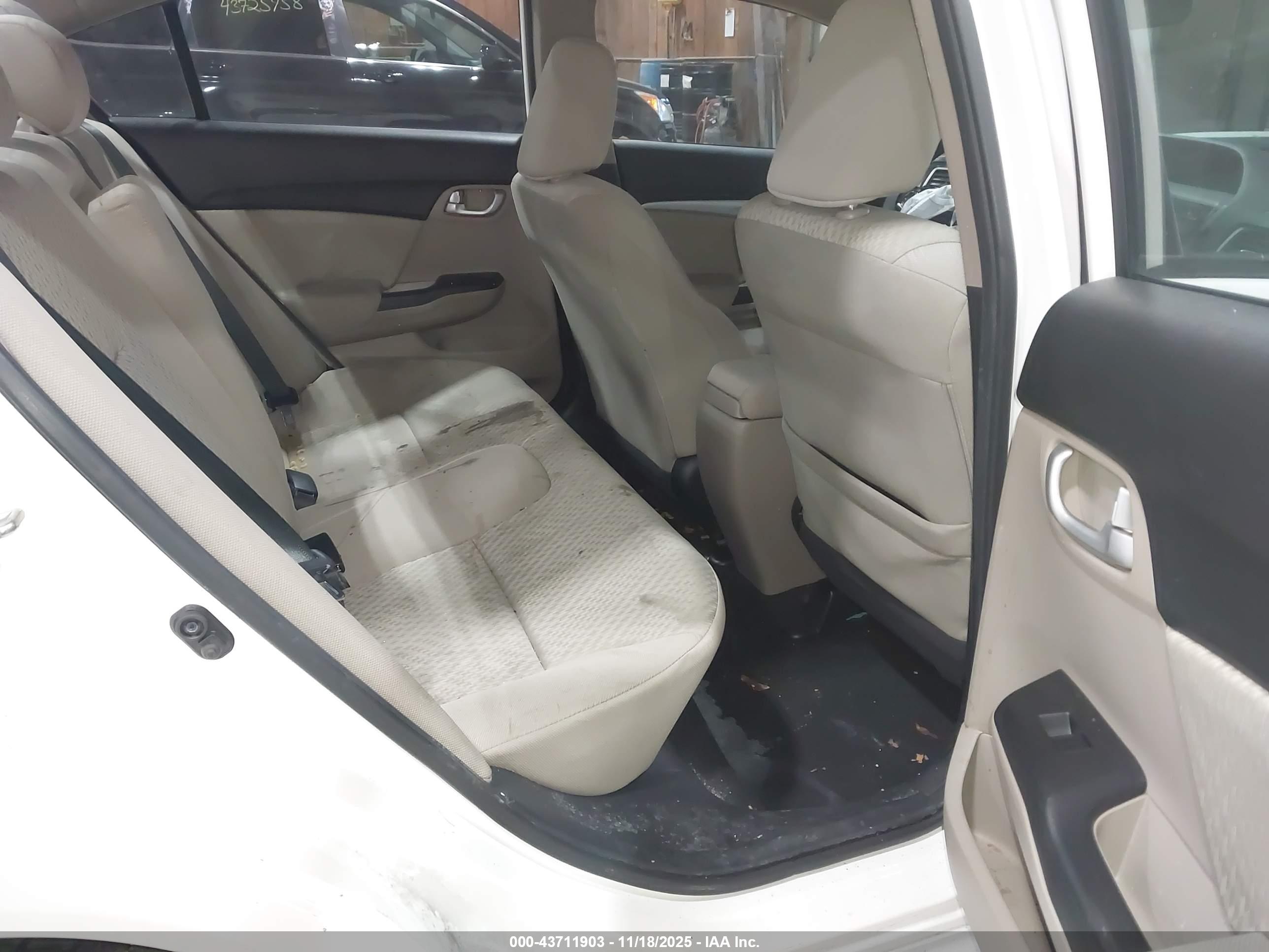 HONDA CIVIC image 8