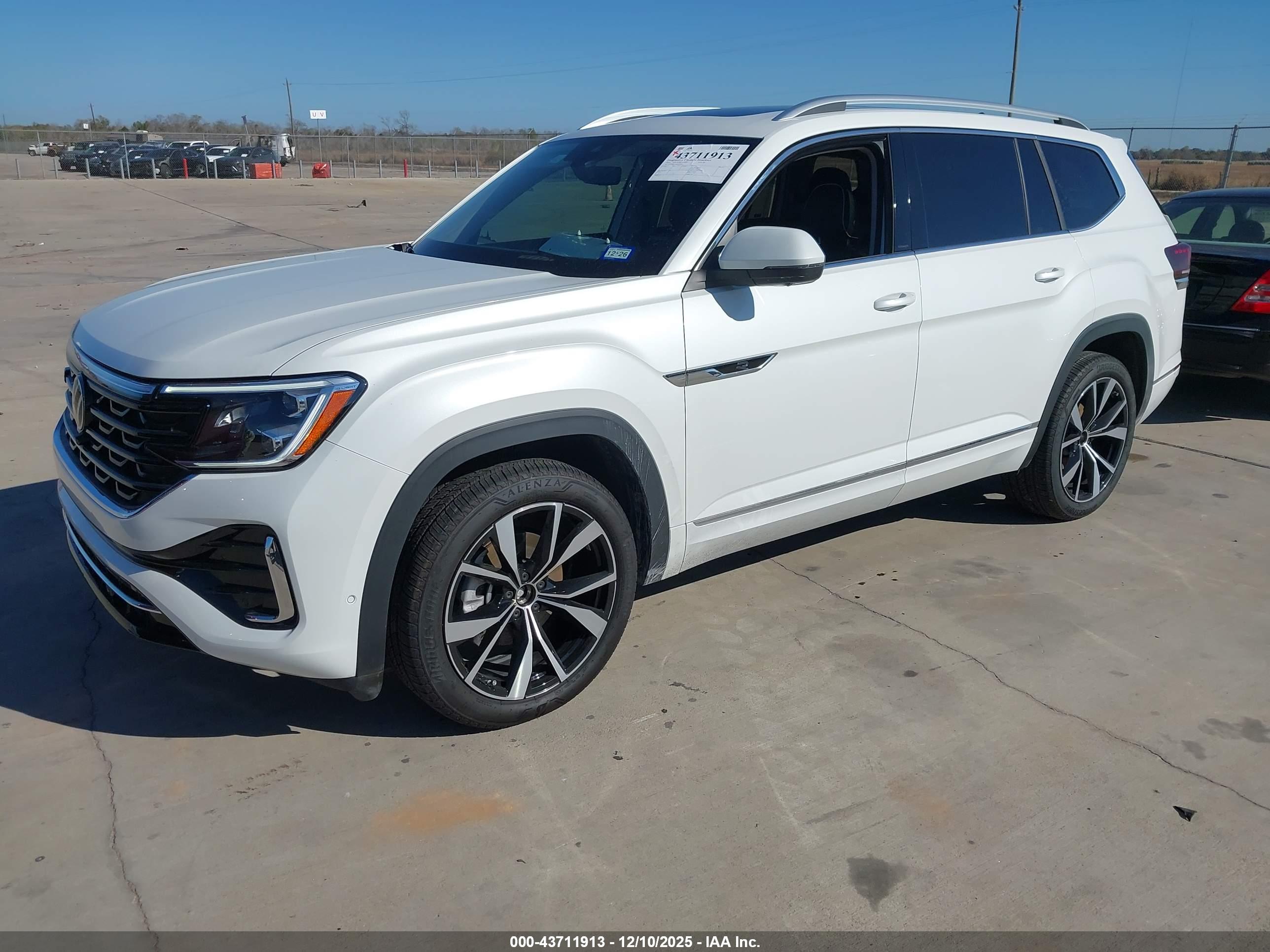 VOLKSWAGEN ATLAS image 2