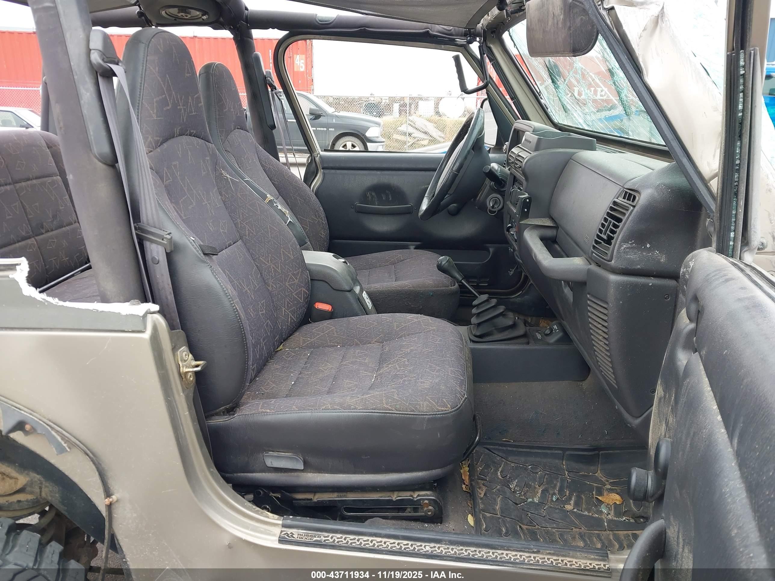 JEEP WRANGLER image 5