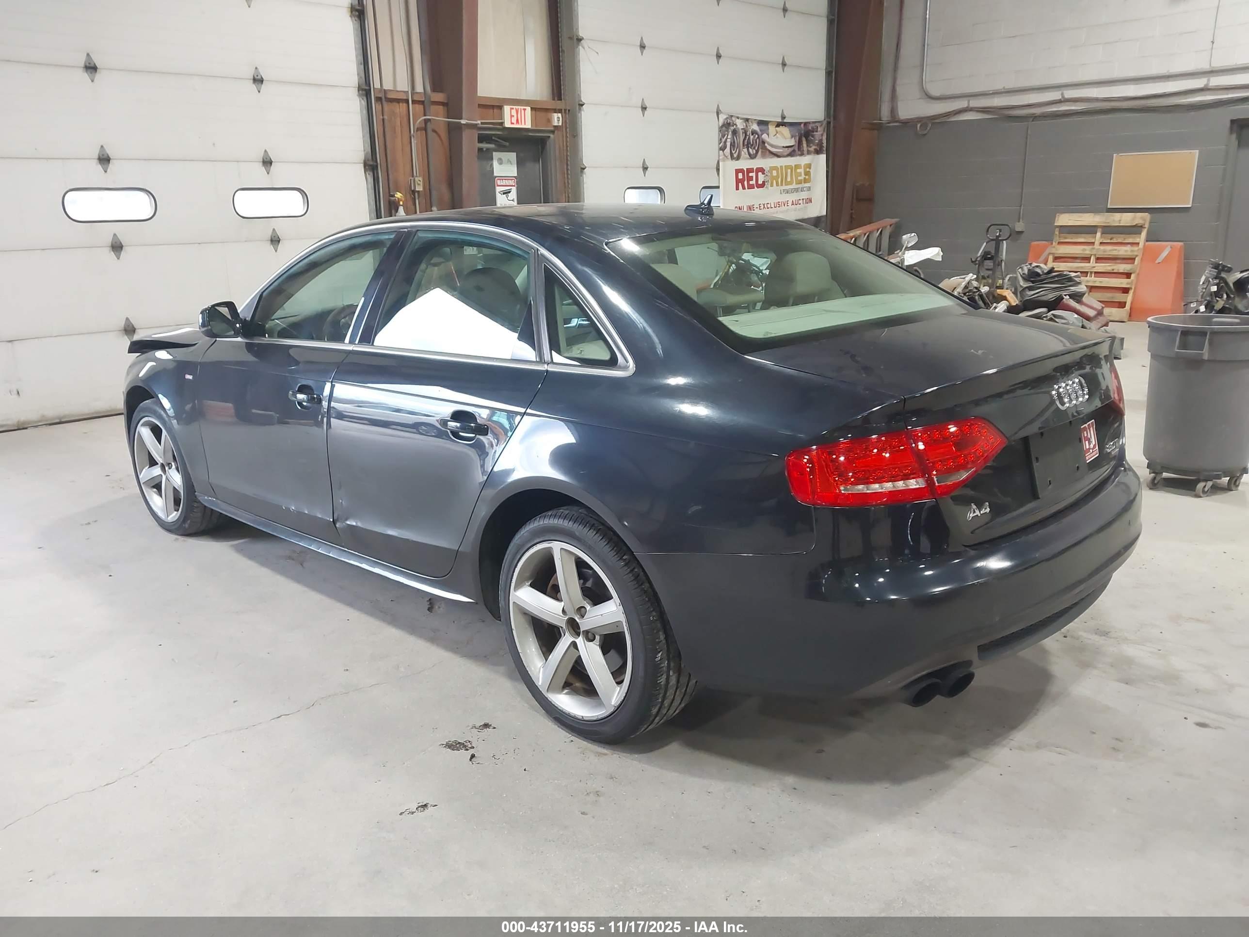 AUDI A4 image 3