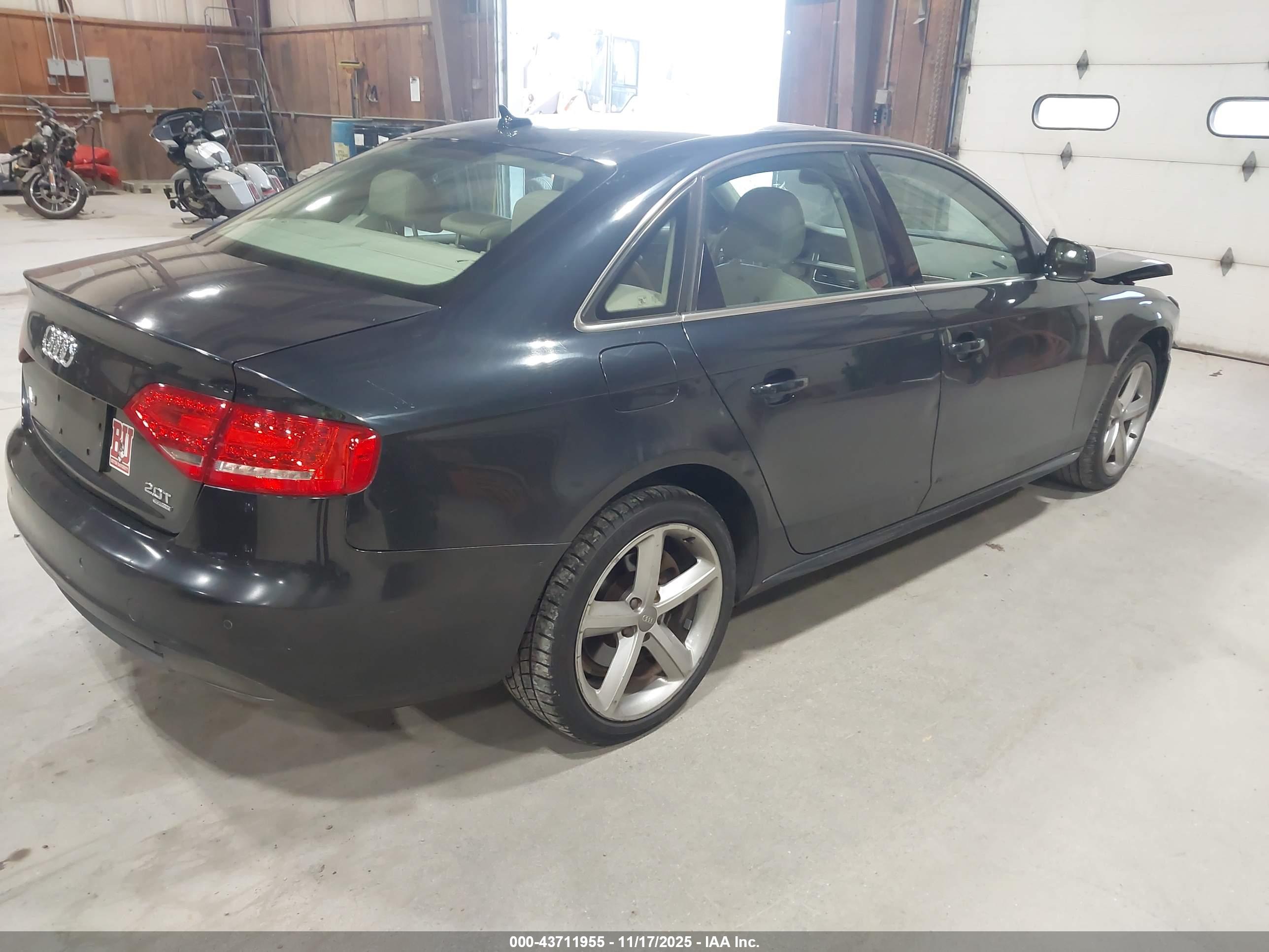 AUDI A4 image 4