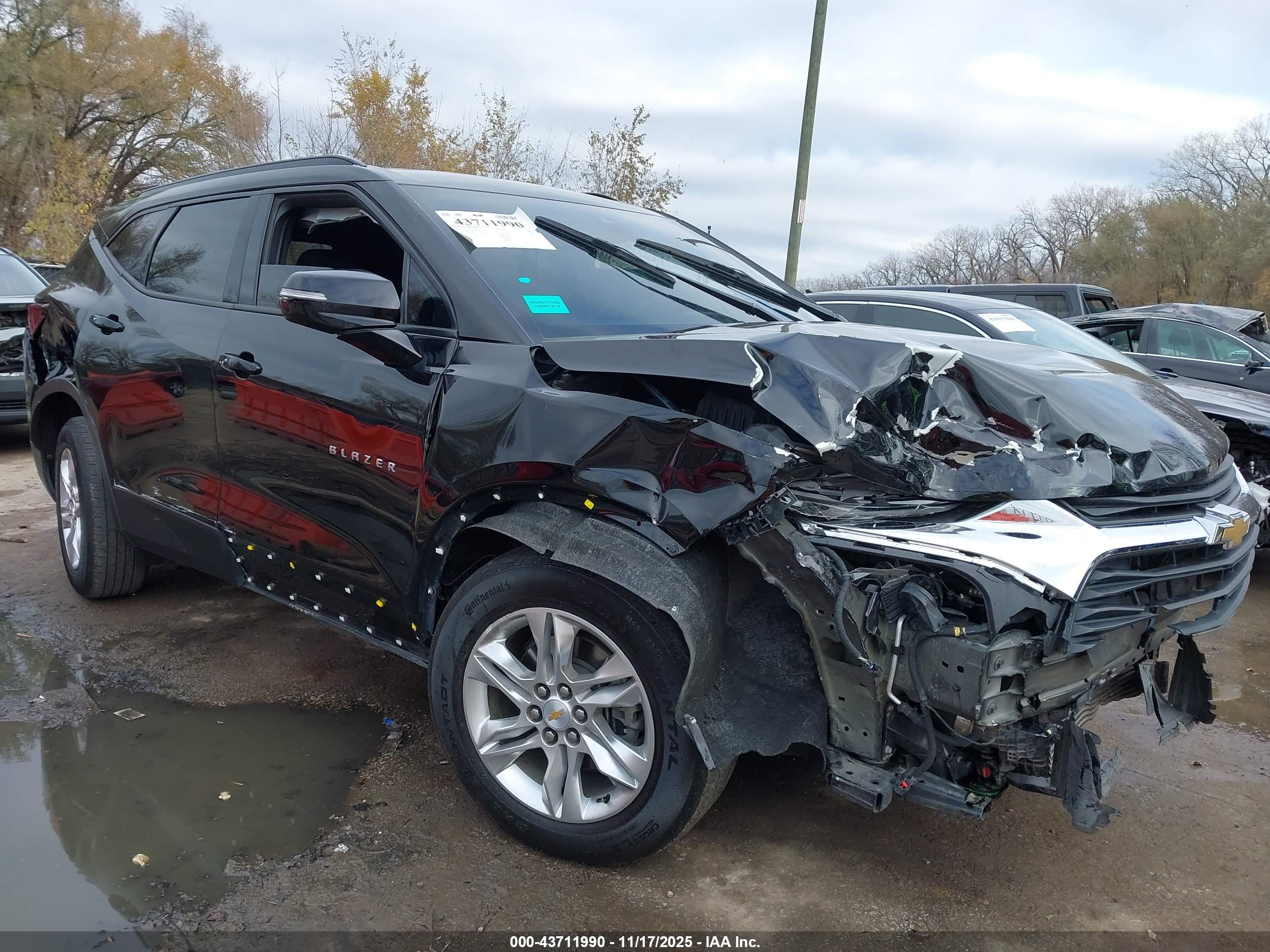 CHEVROLET BLAZER image 6