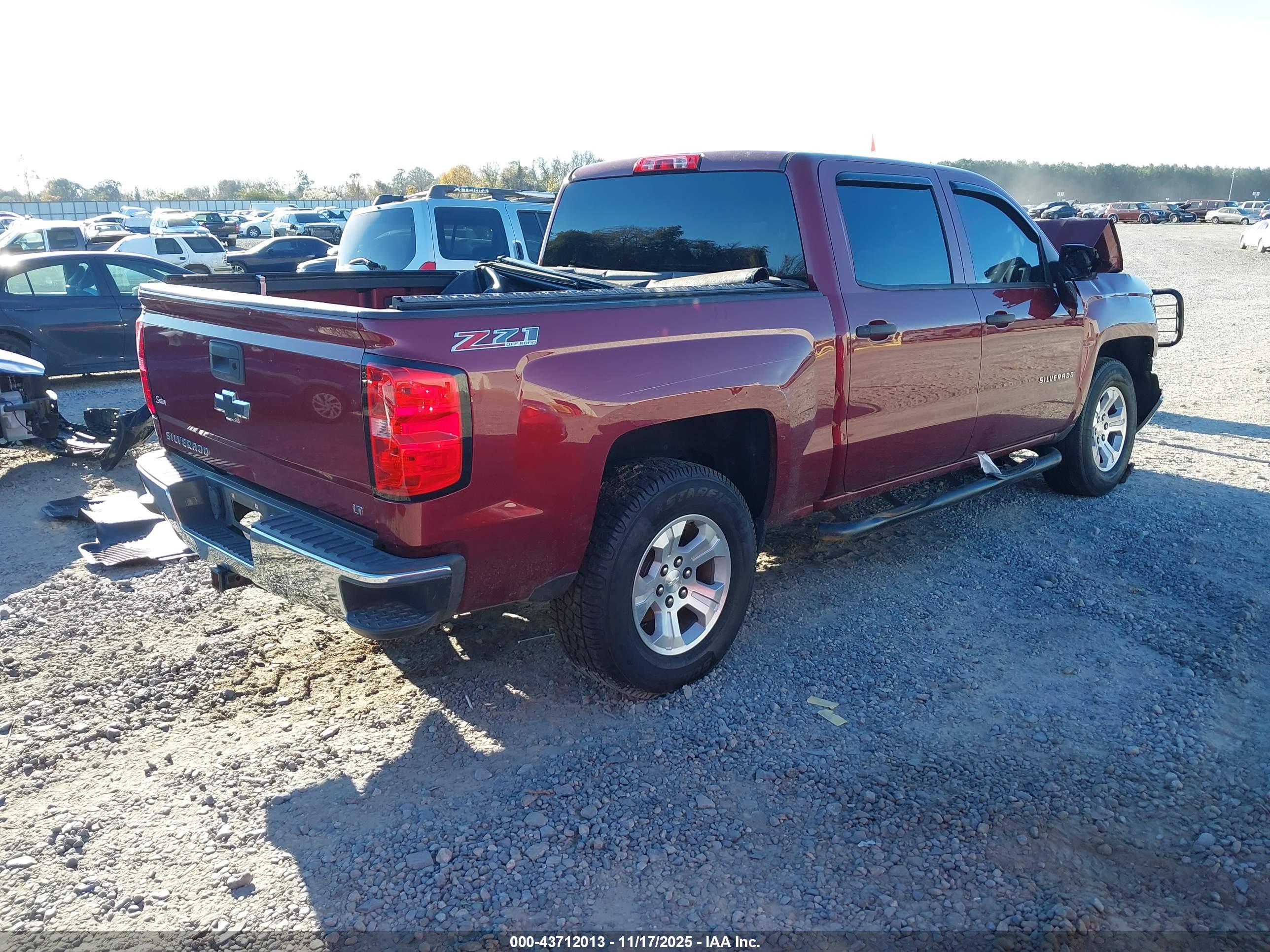 CHEVROLET SILVERADO image 4