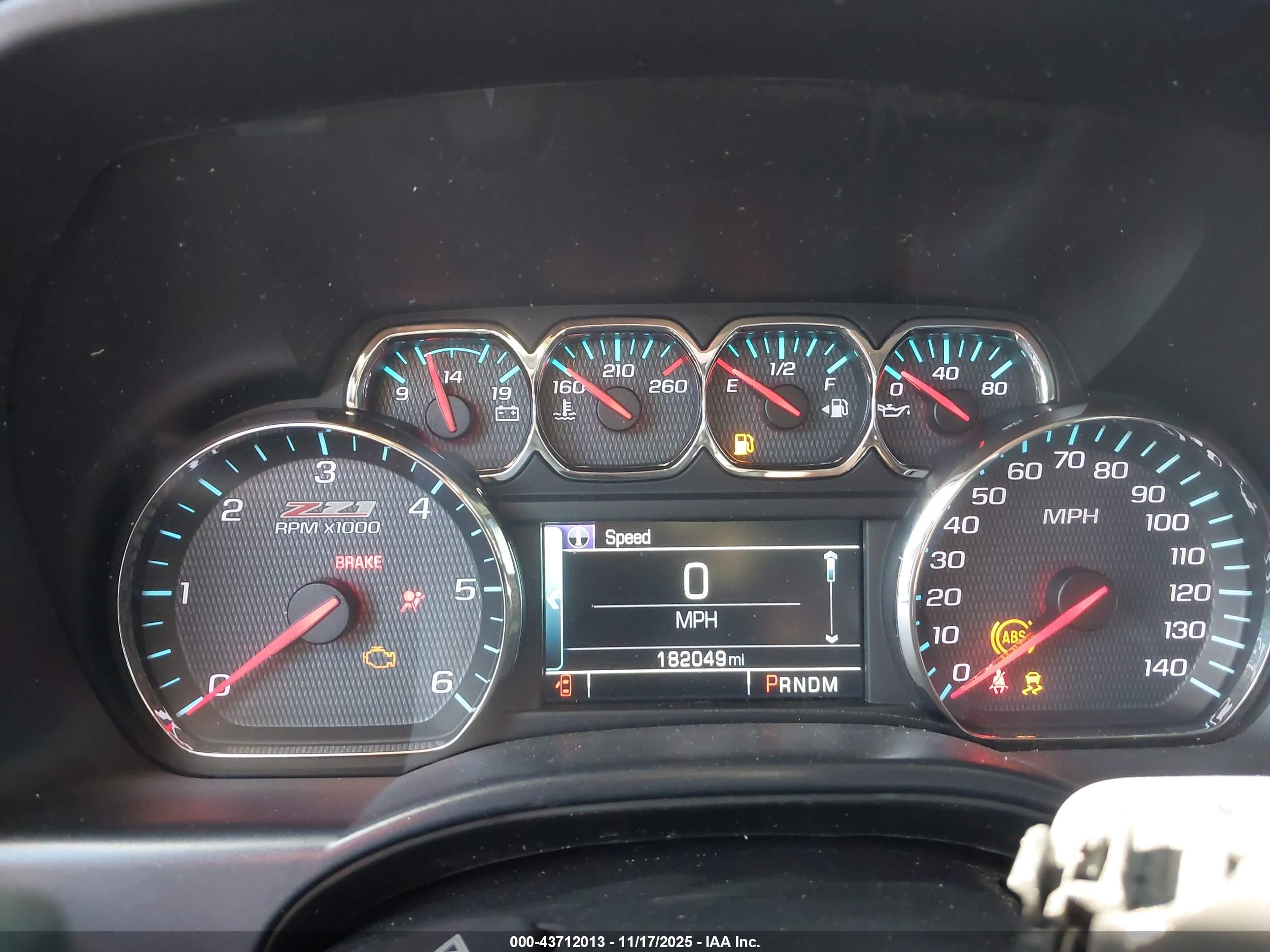 CHEVROLET SILVERADO image 7