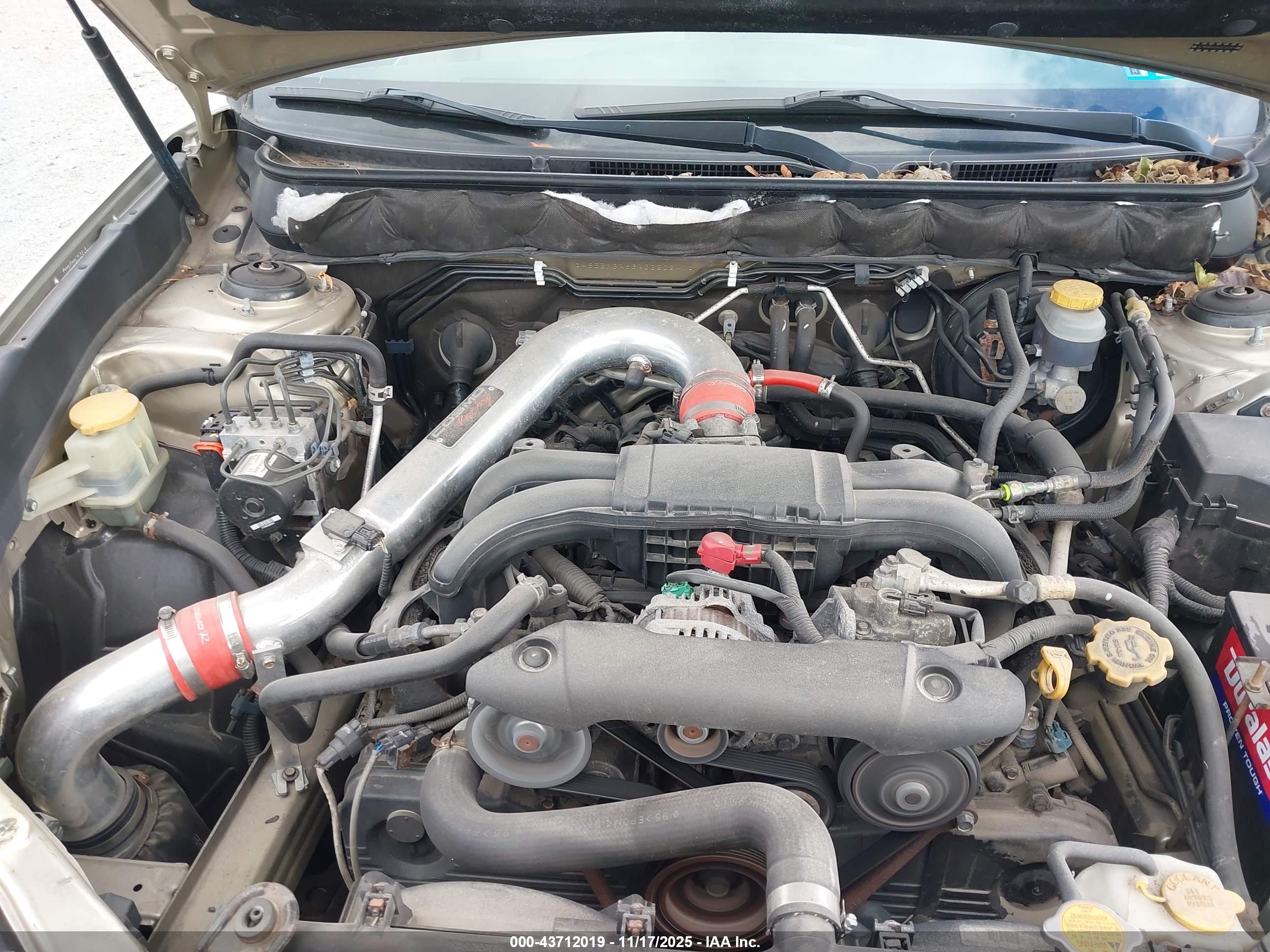 SUBARU LEGACY image 10