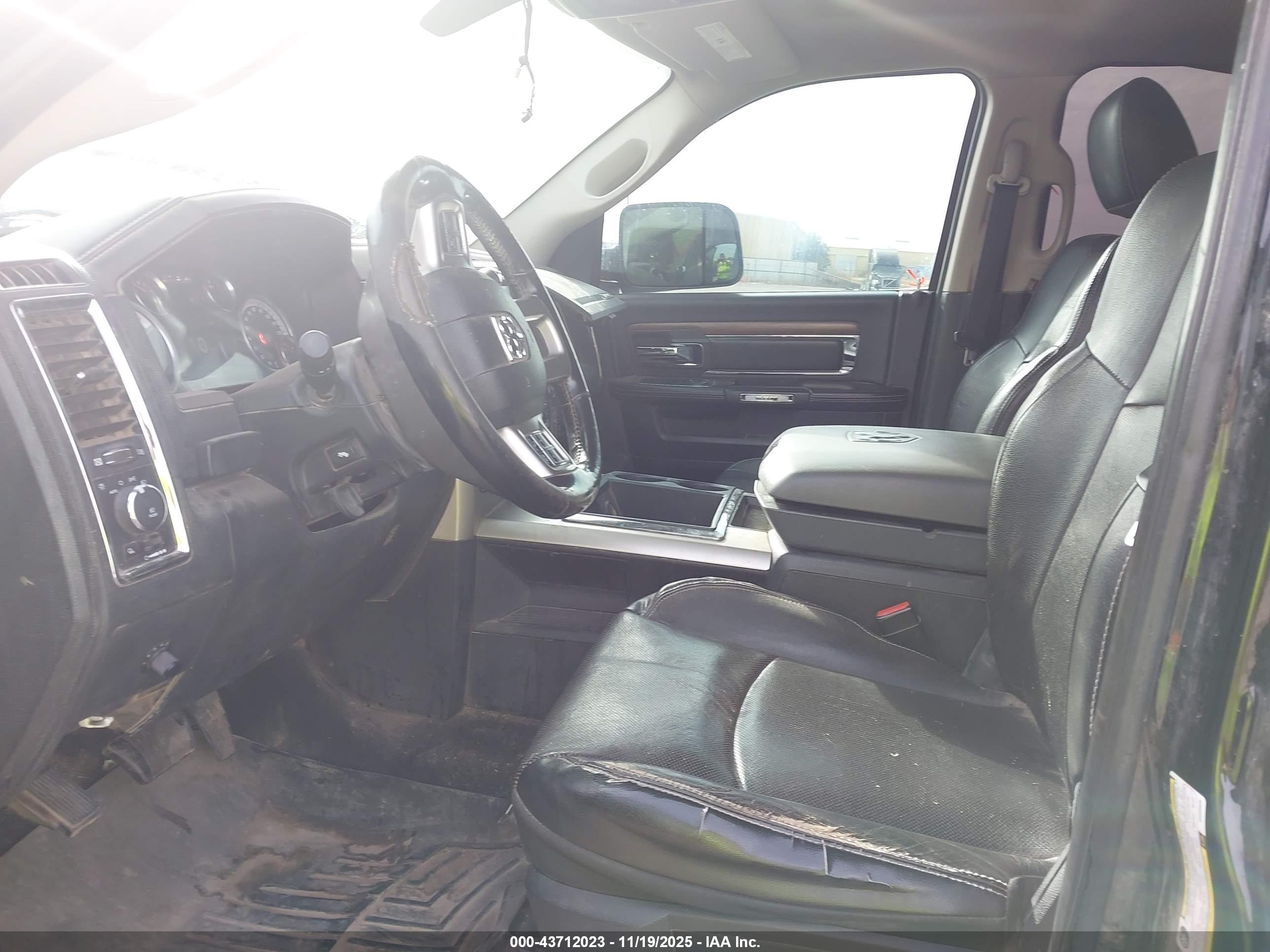 RAM 3500 image 8