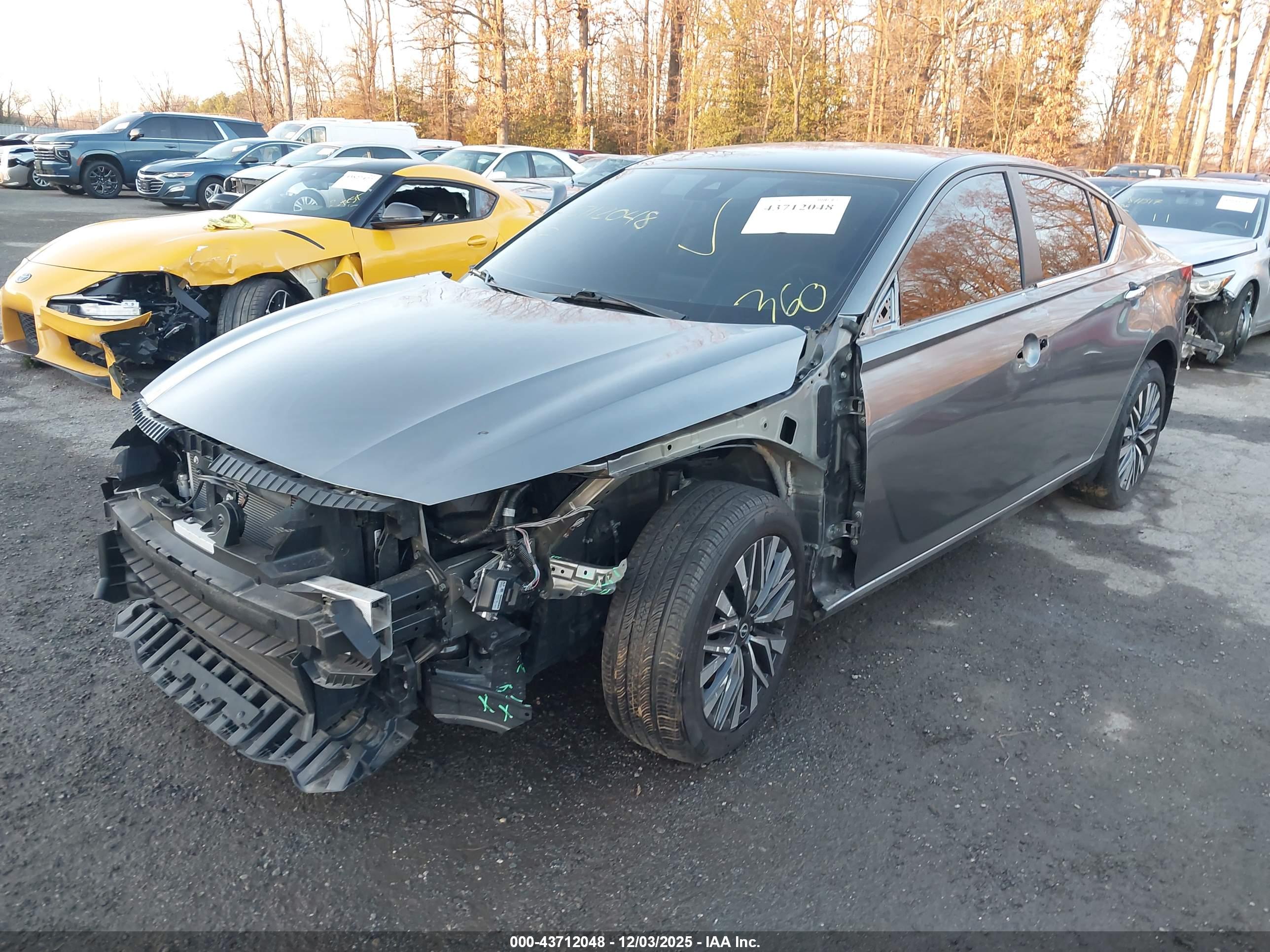 NISSAN ALTIMA image 2