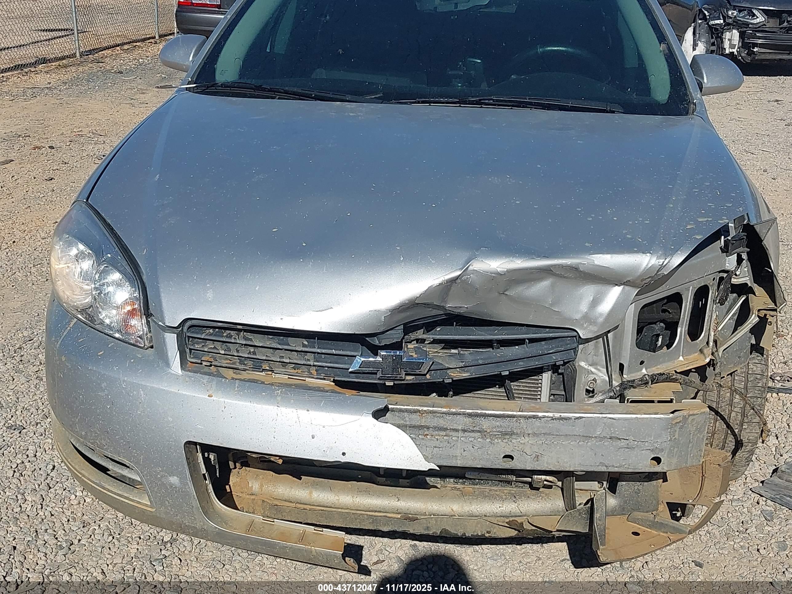 CHEVROLET IMPALA image 6