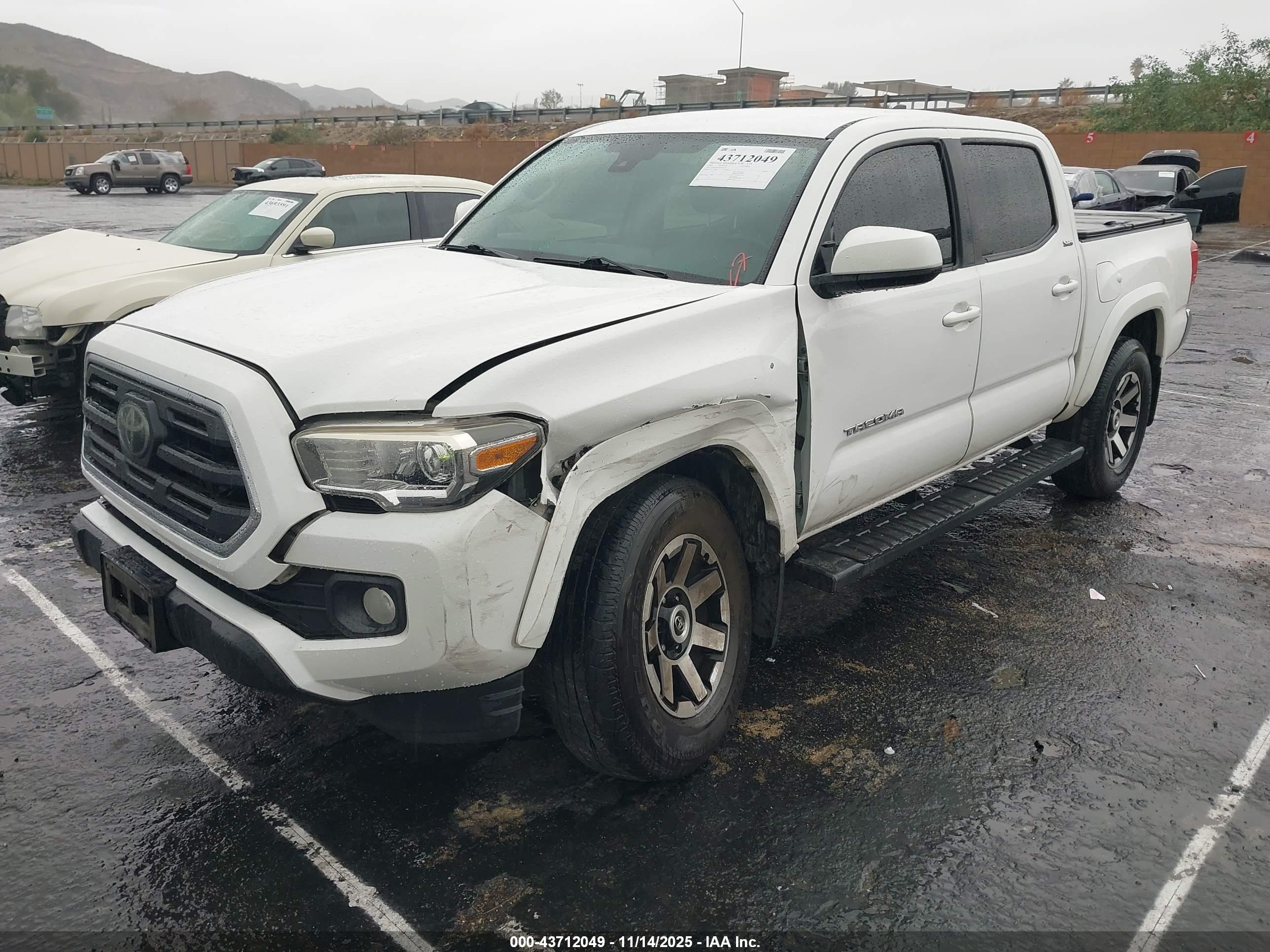 TOYOTA TACOMA image 2