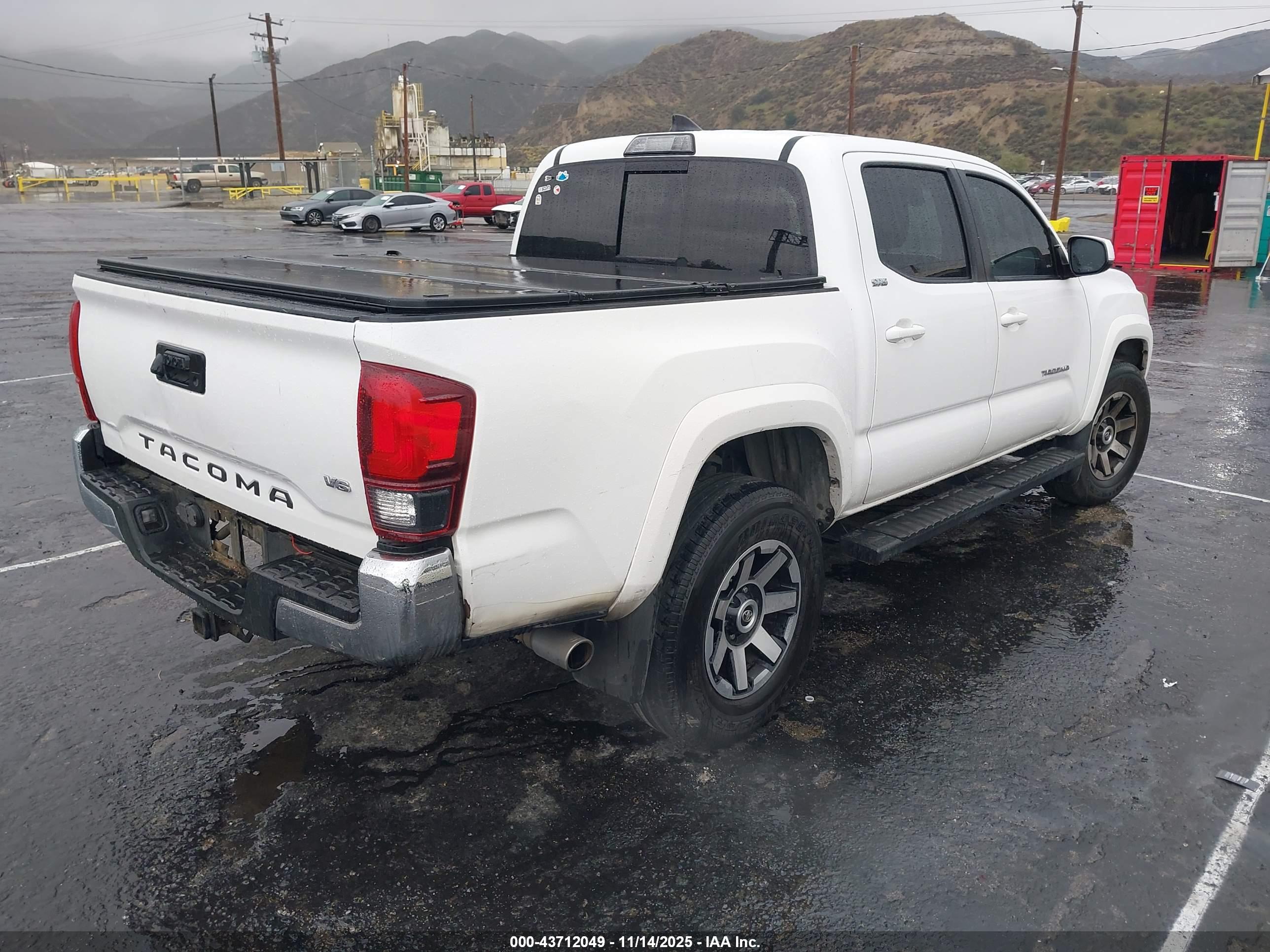 TOYOTA TACOMA image 4
