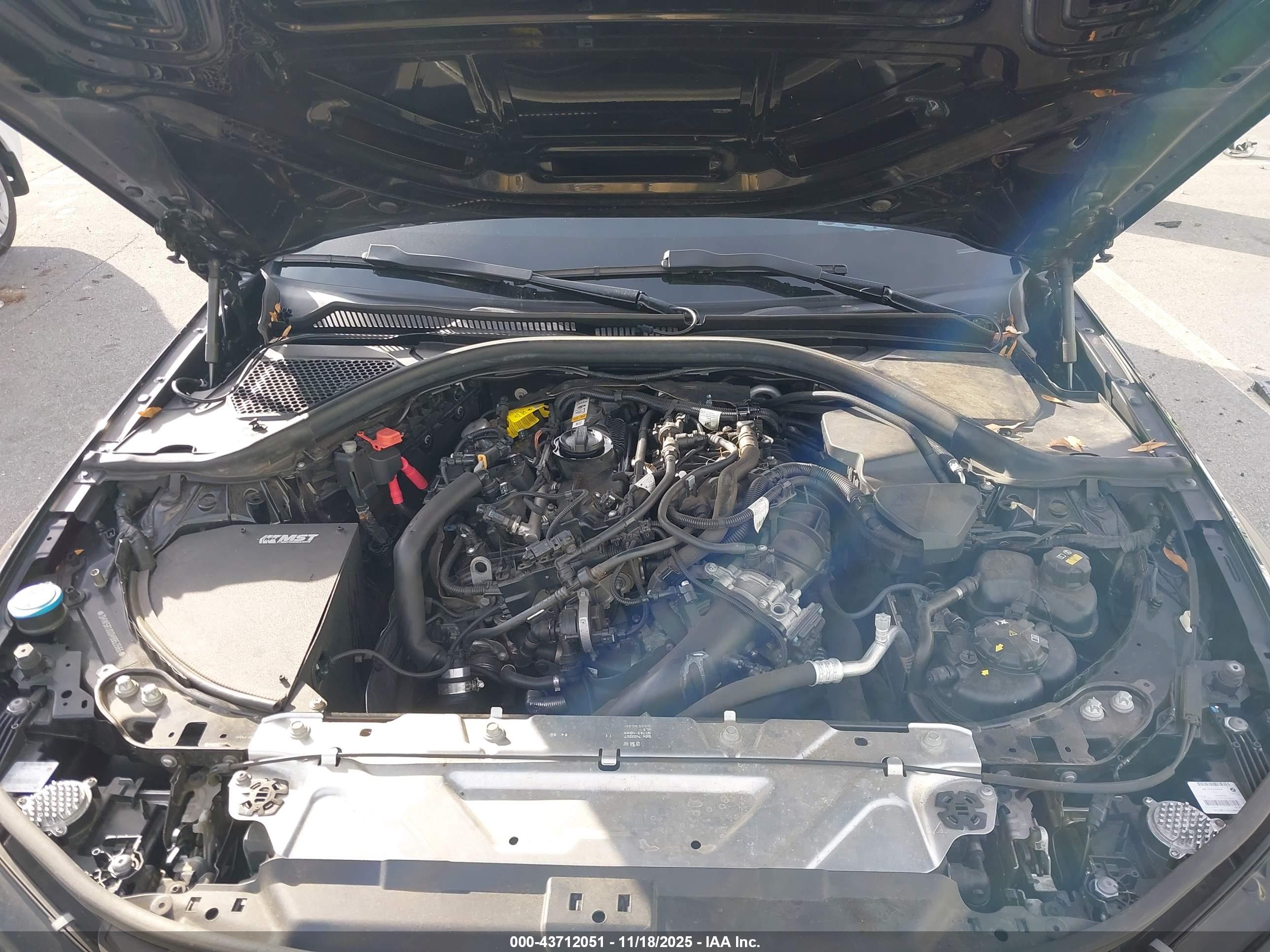 BMW 330I image 10