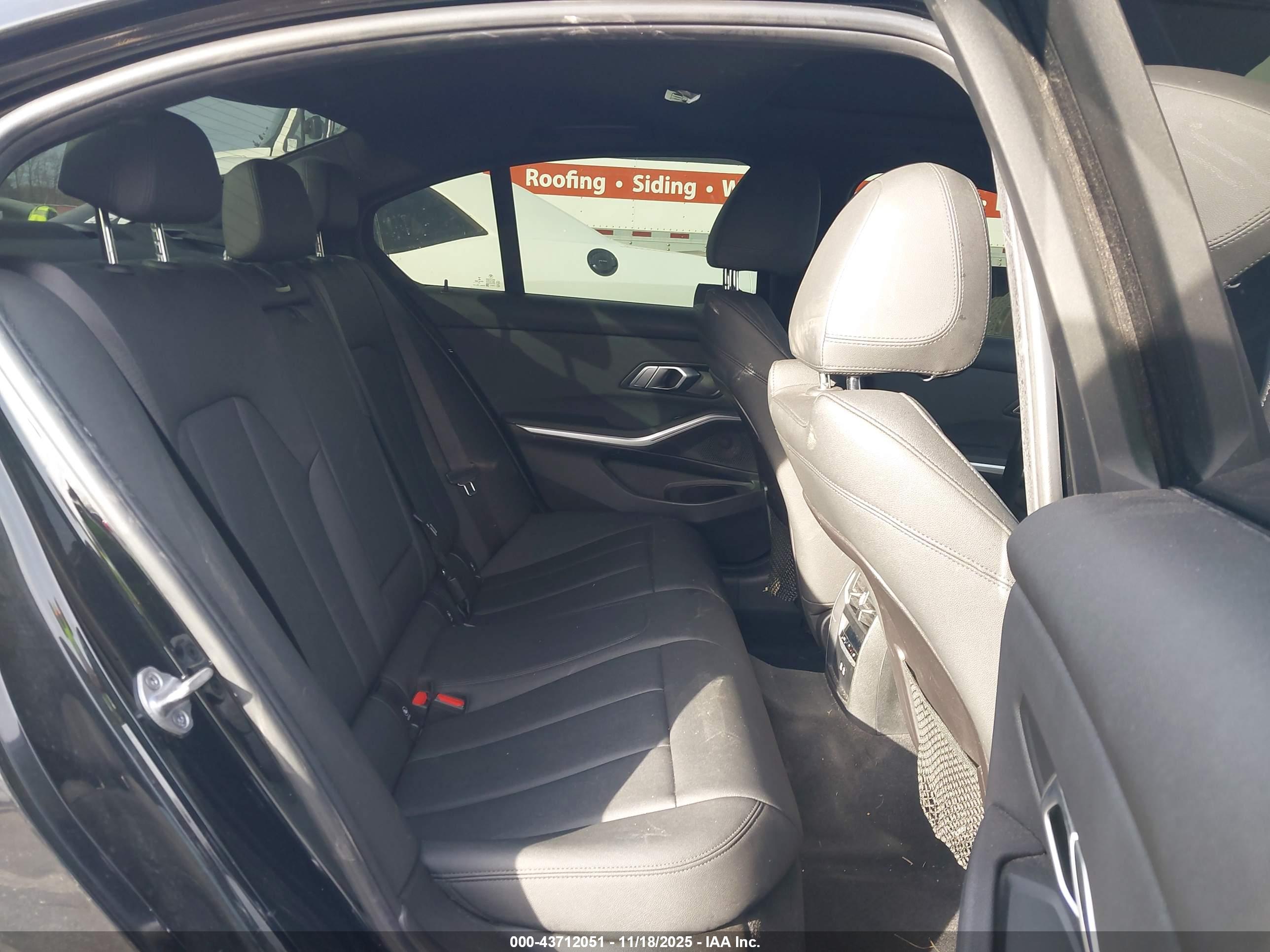BMW 330I image 8