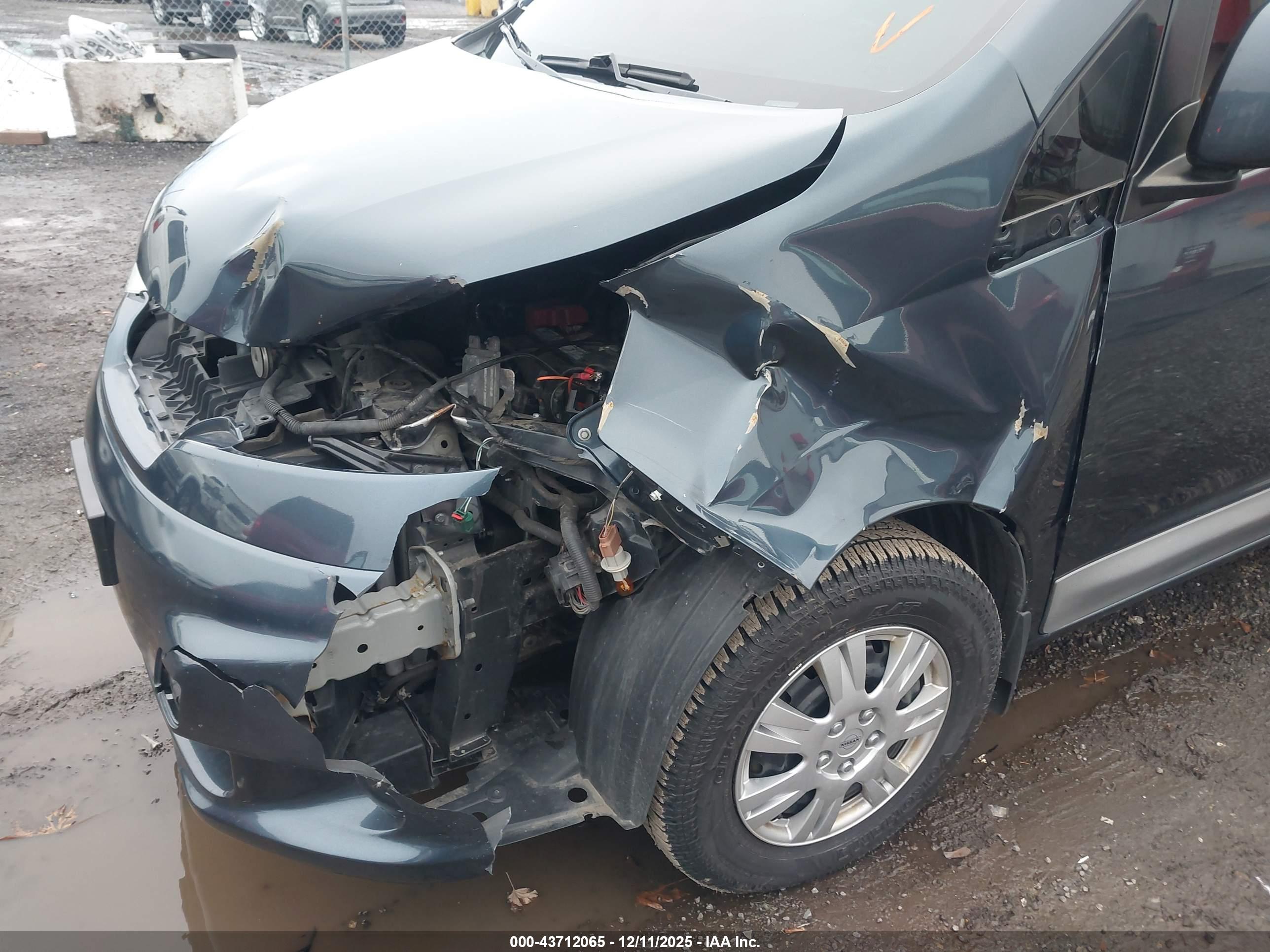 NISSAN NV200 image 6