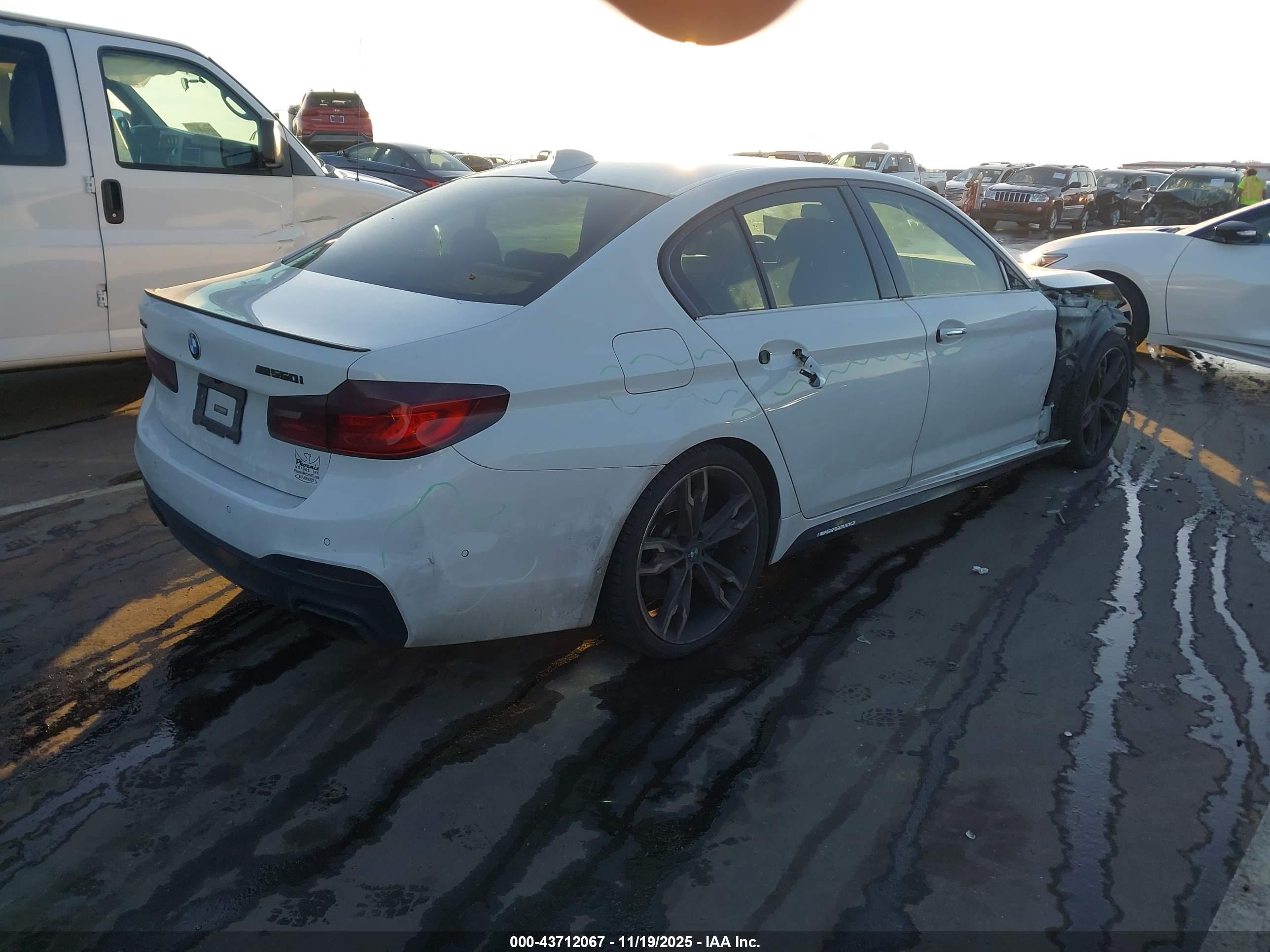 BMW M550I image 4
