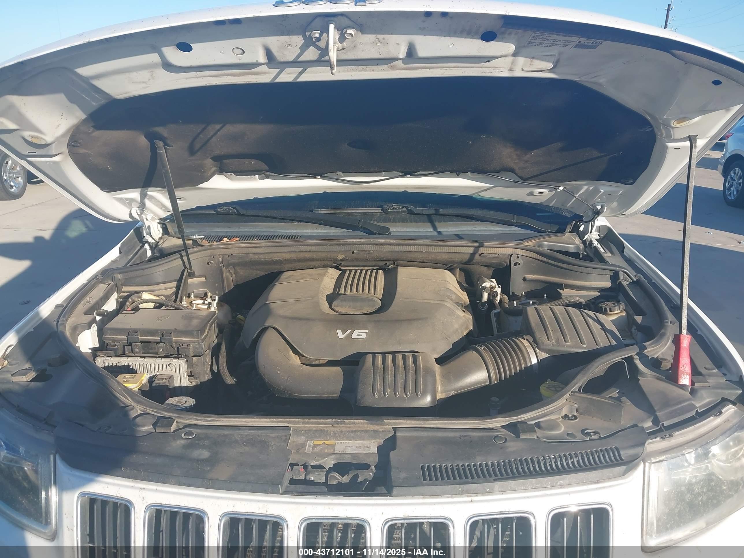 JEEP GRAND image 10