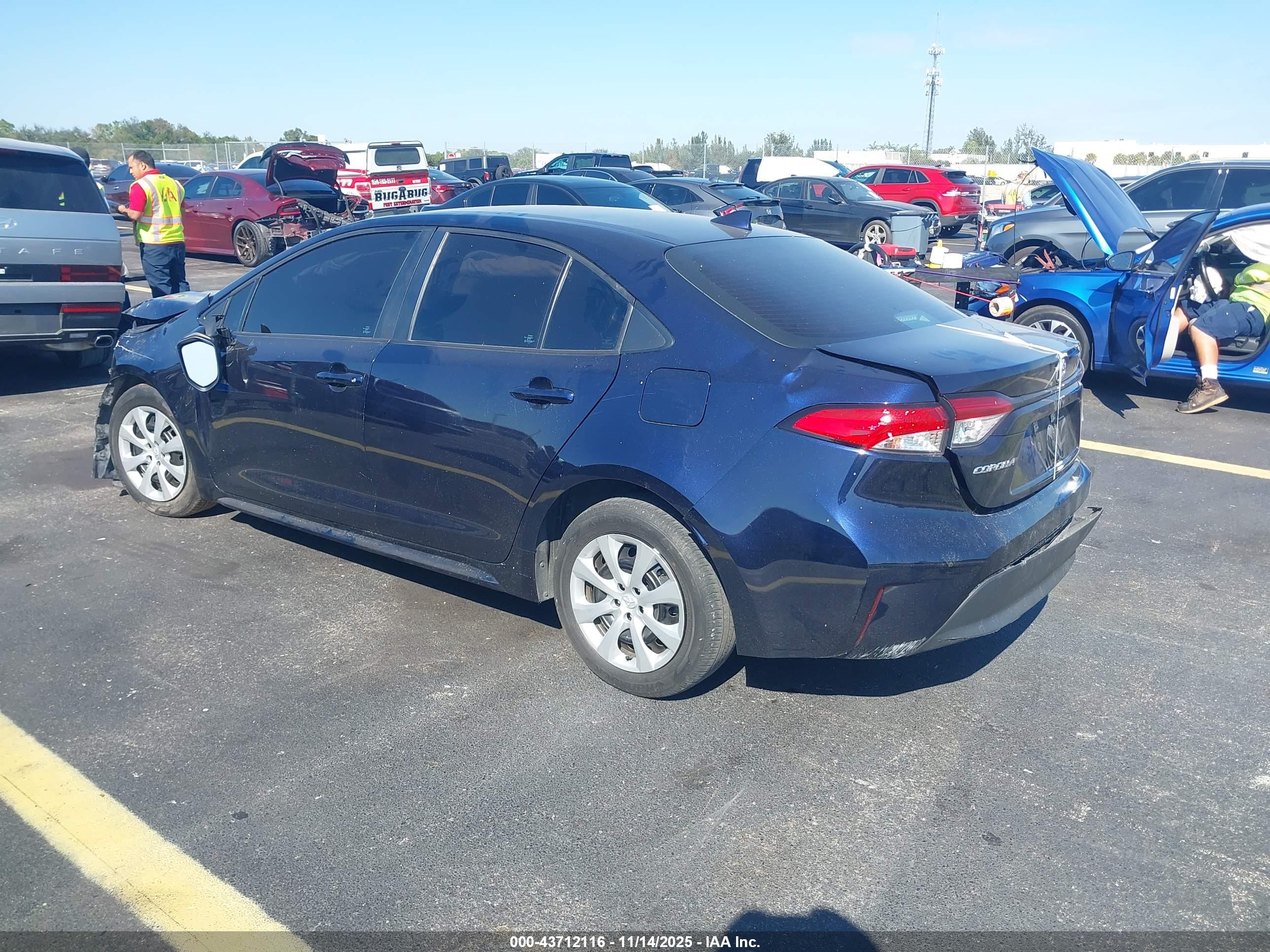 TOYOTA COROLLA image 3