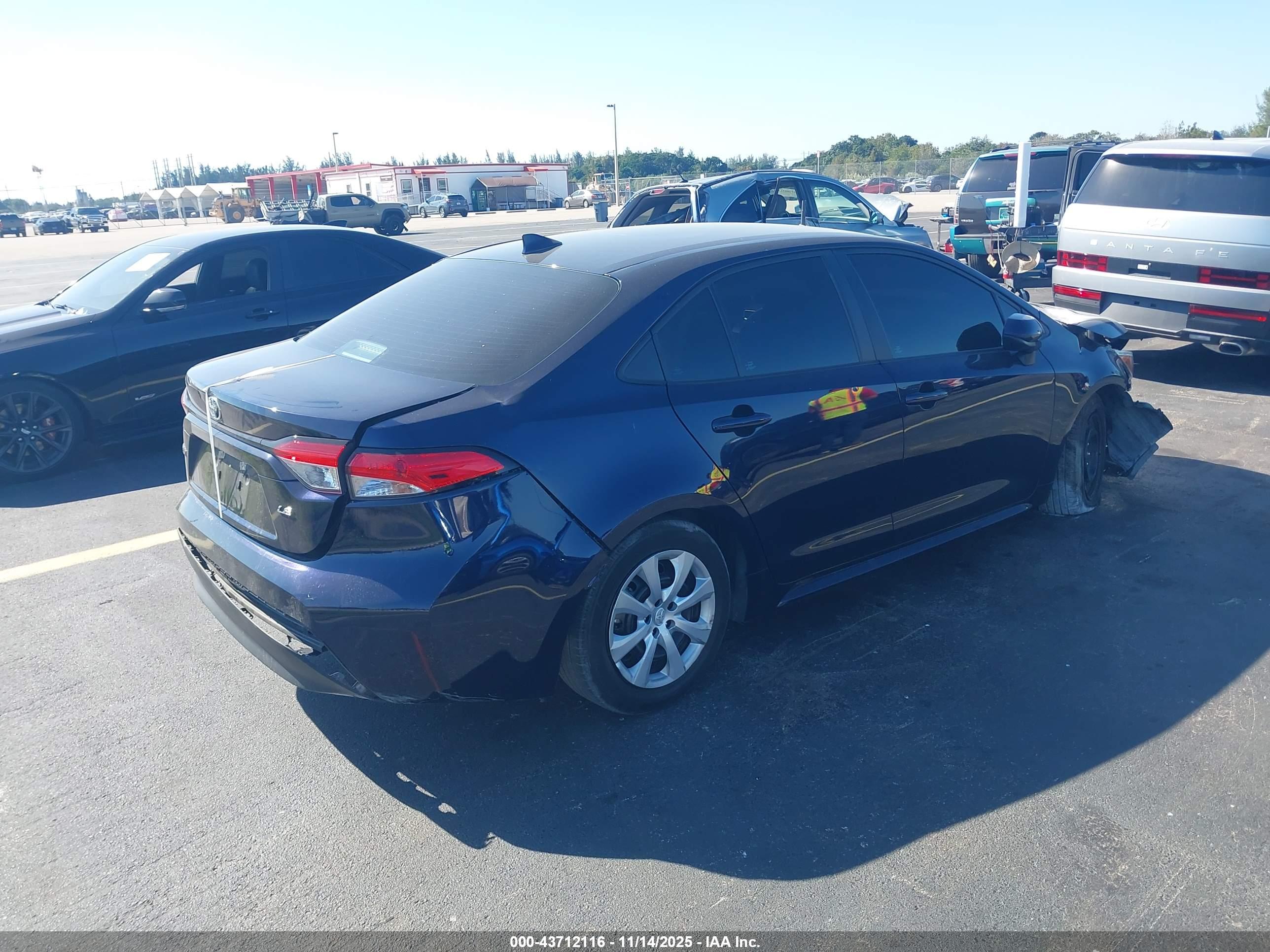 TOYOTA COROLLA image 4