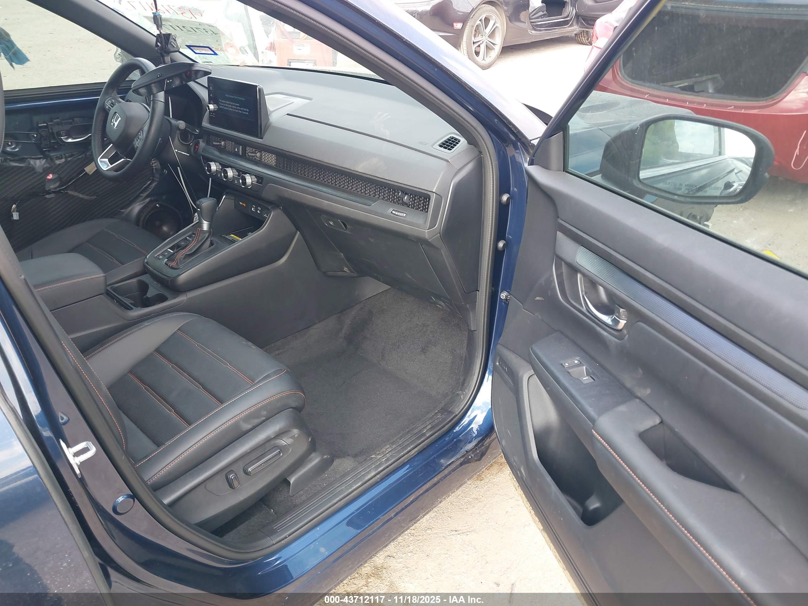HONDA CR-V image 5