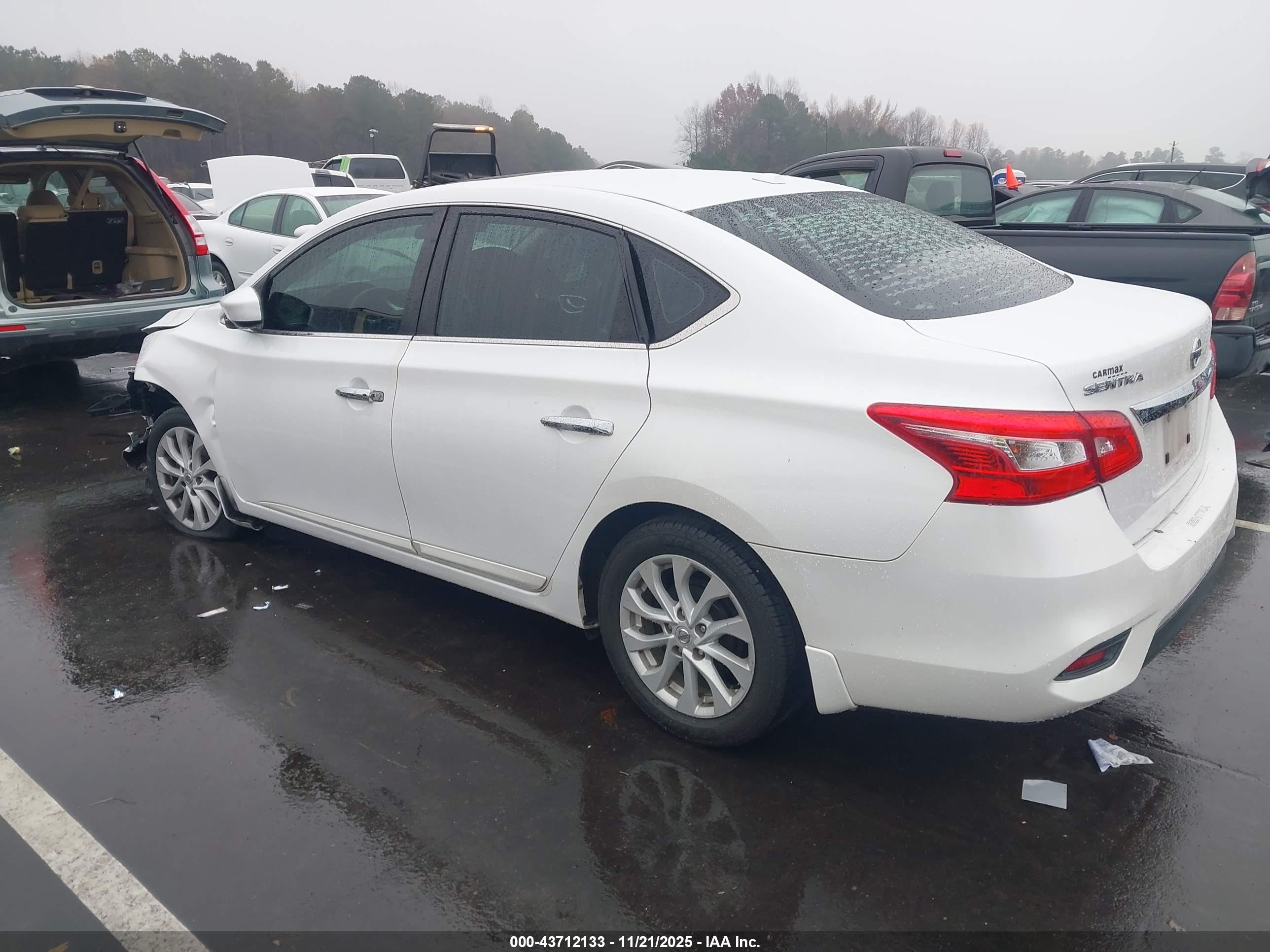 NISSAN SENTRA image 3
