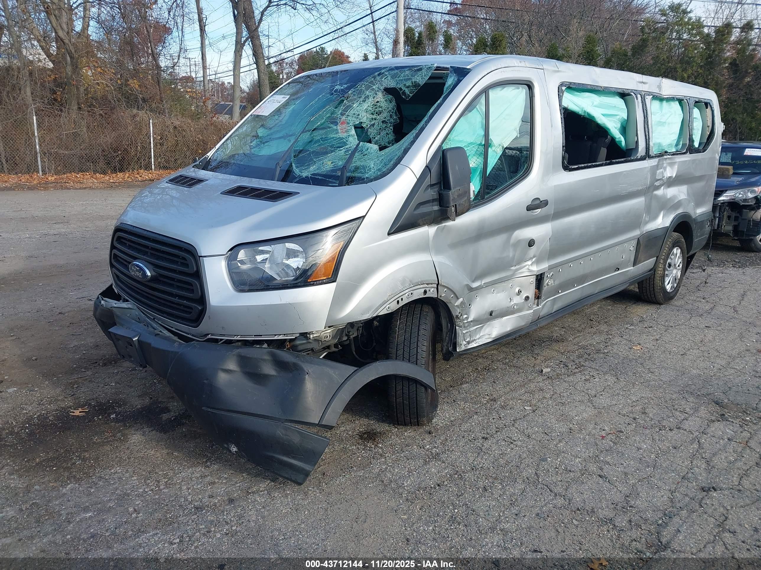 FORD TRANSIT-350 image 2