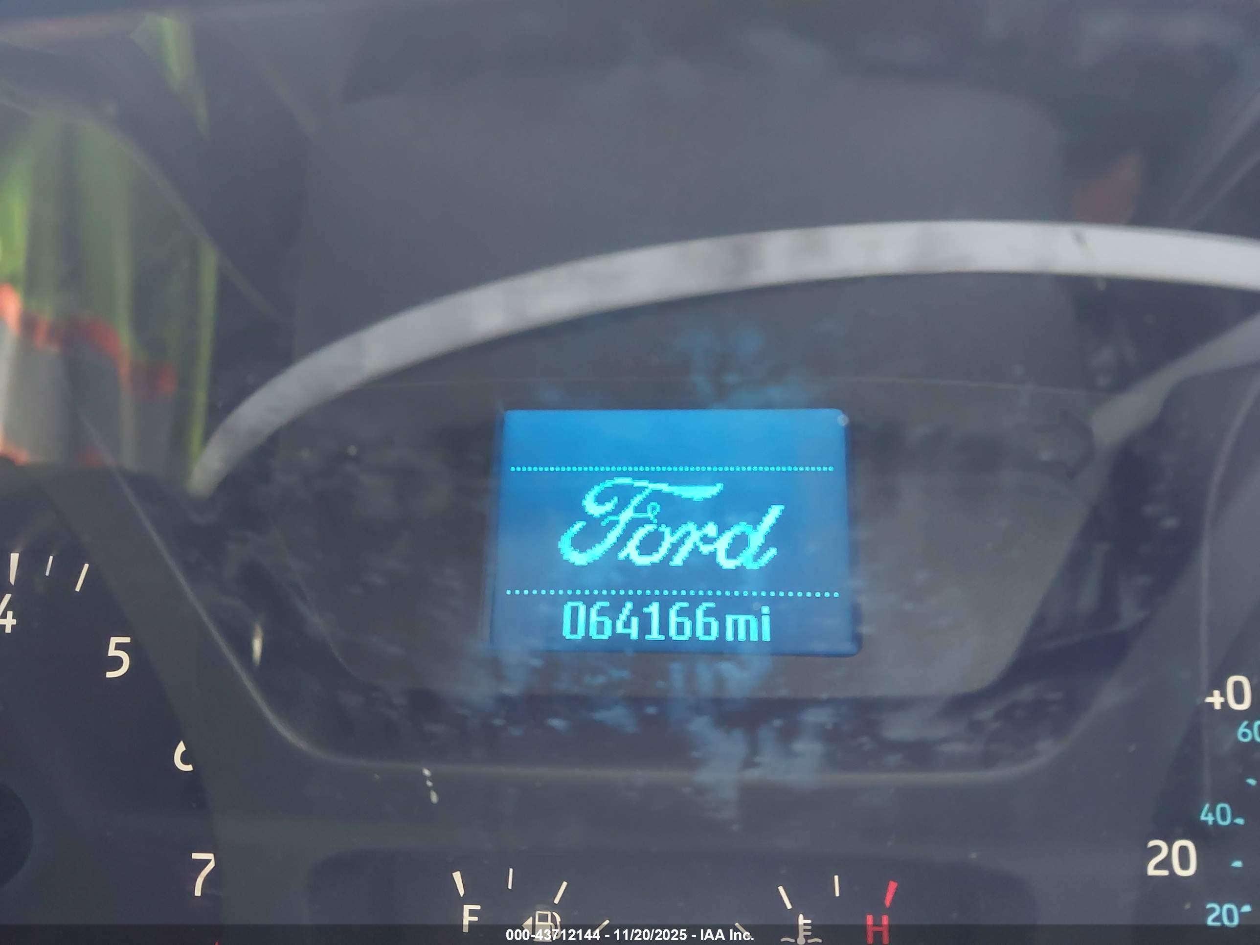 FORD TRANSIT-350 image 7