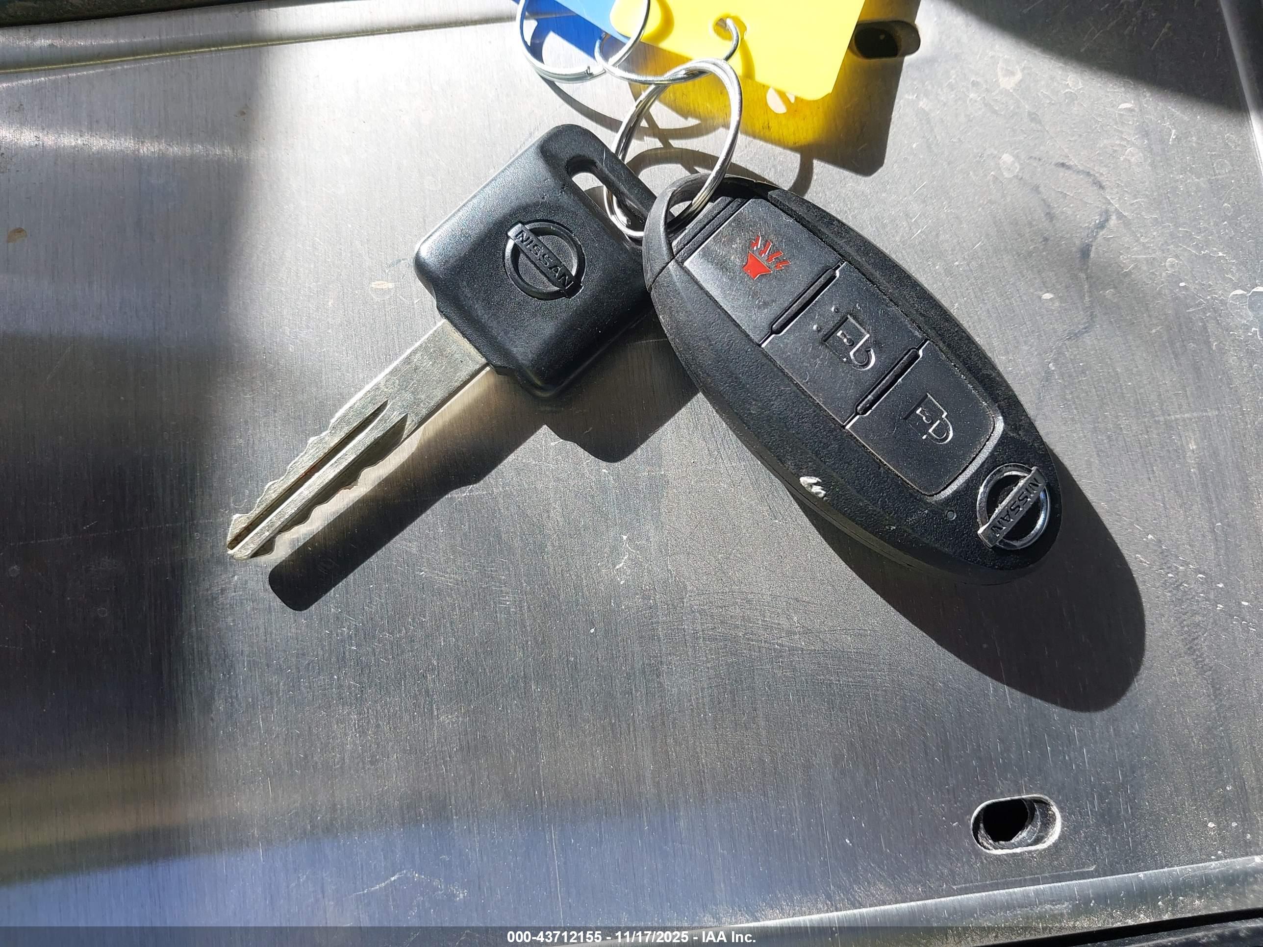 NISSAN TITAN image 11