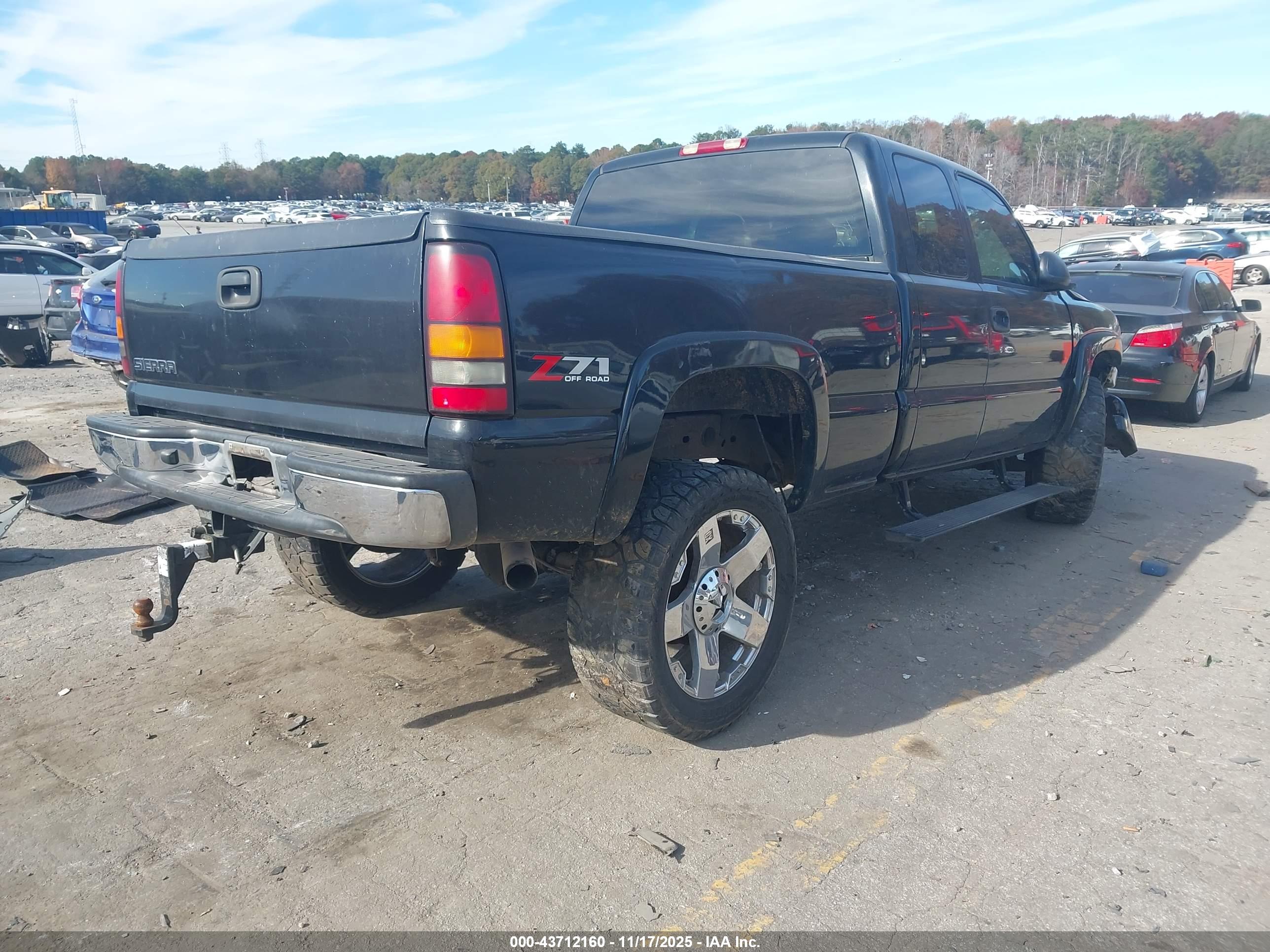 GMC SIERRA image 4