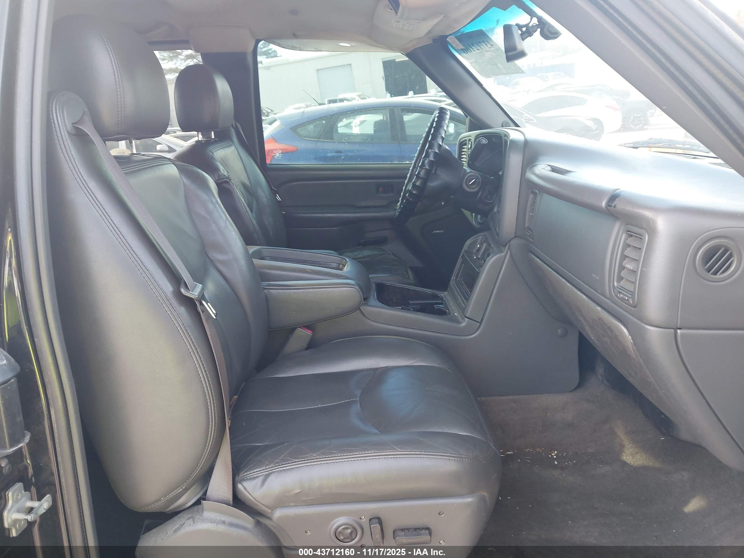 GMC SIERRA image 5