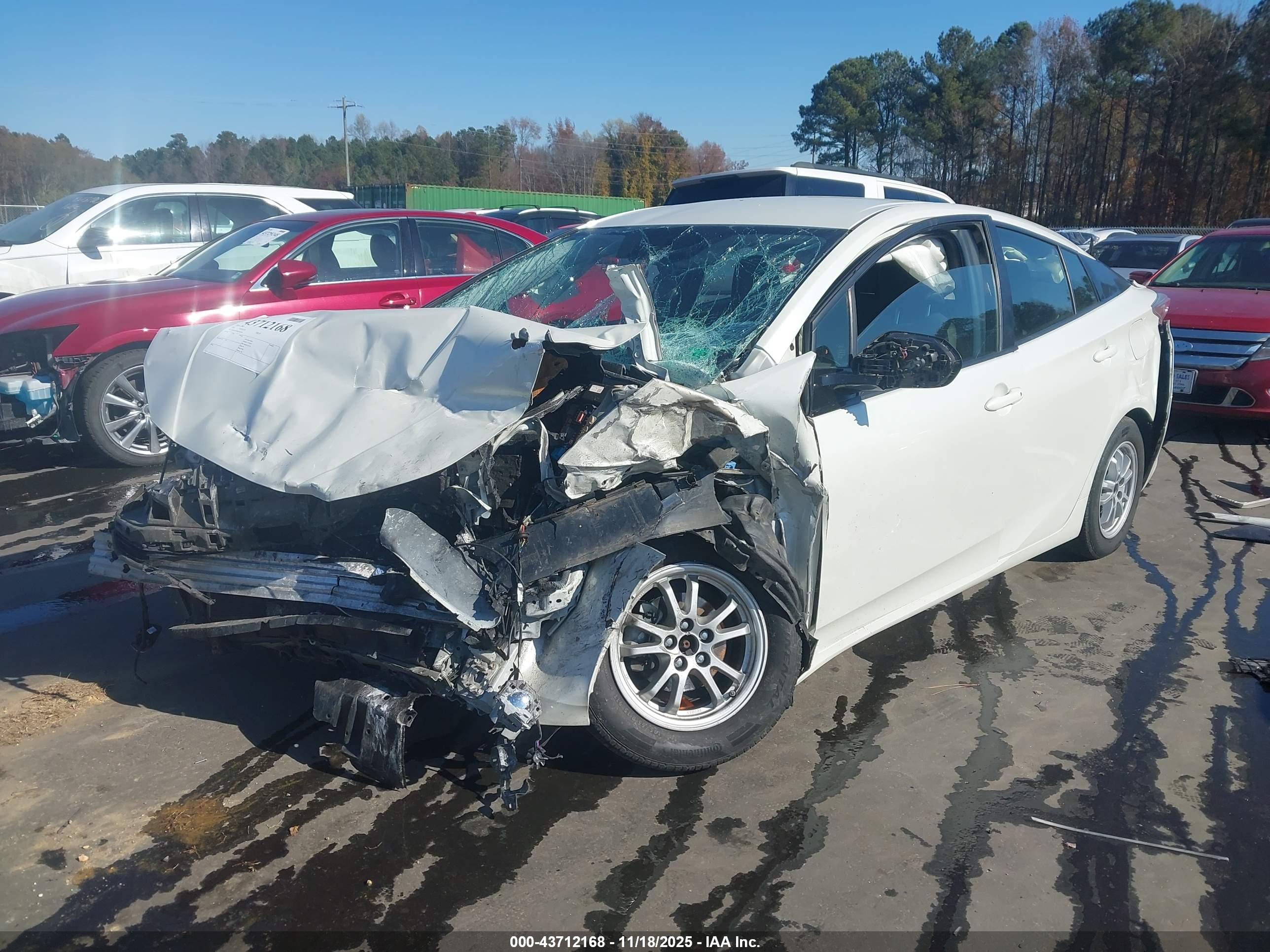 TOYOTA PRIUS image 2