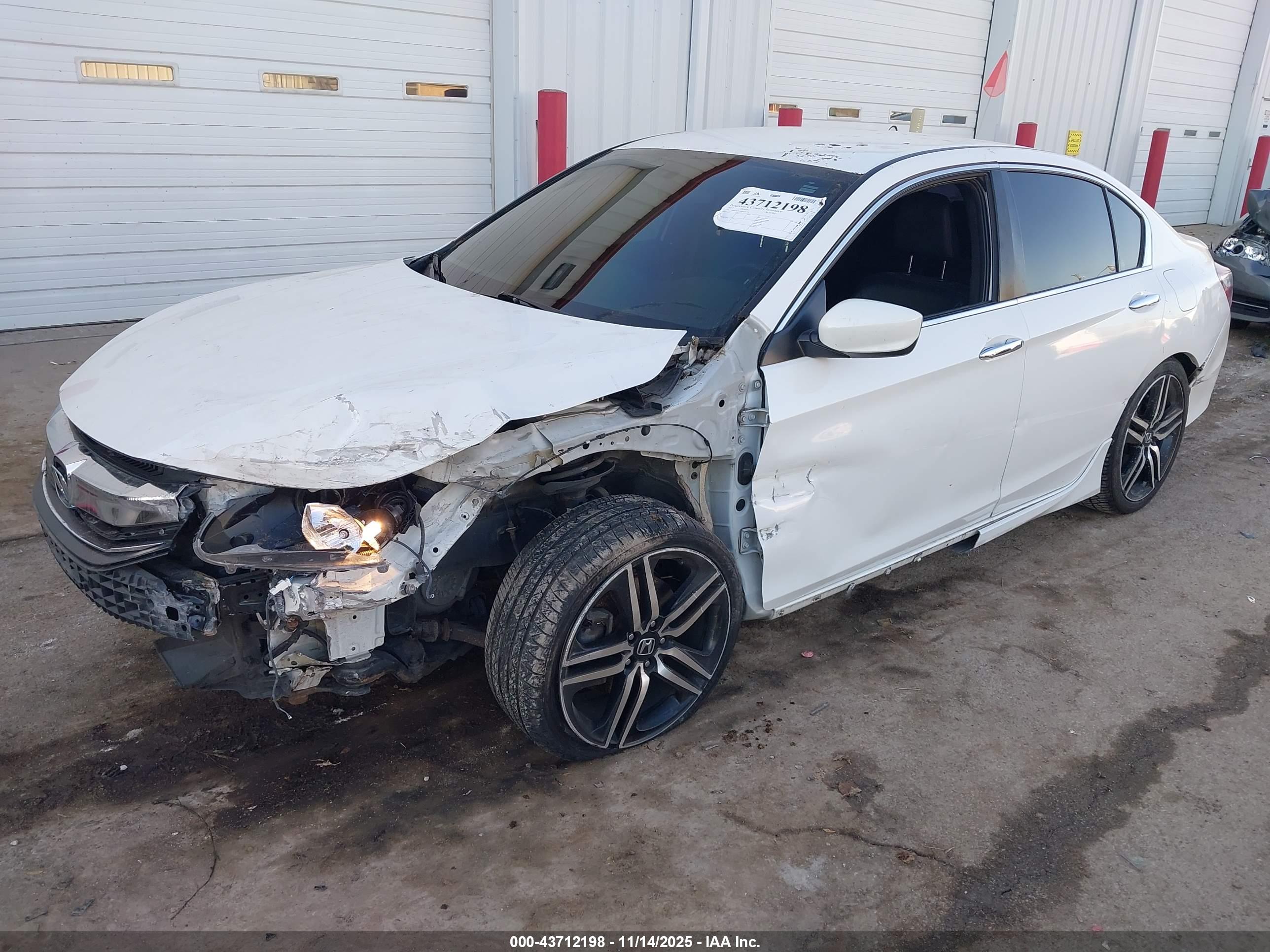 HONDA ACCORD image 2