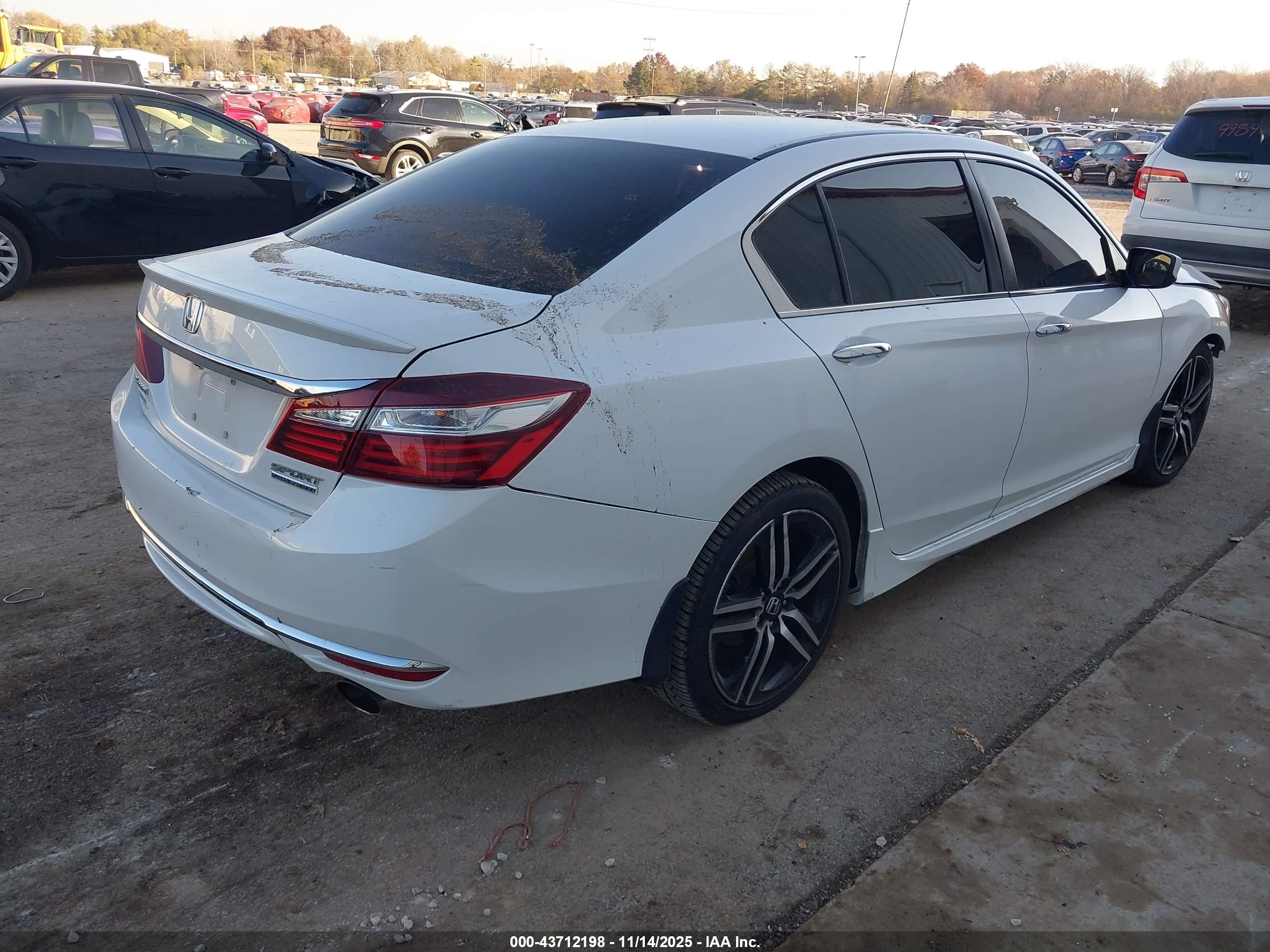 HONDA ACCORD image 4
