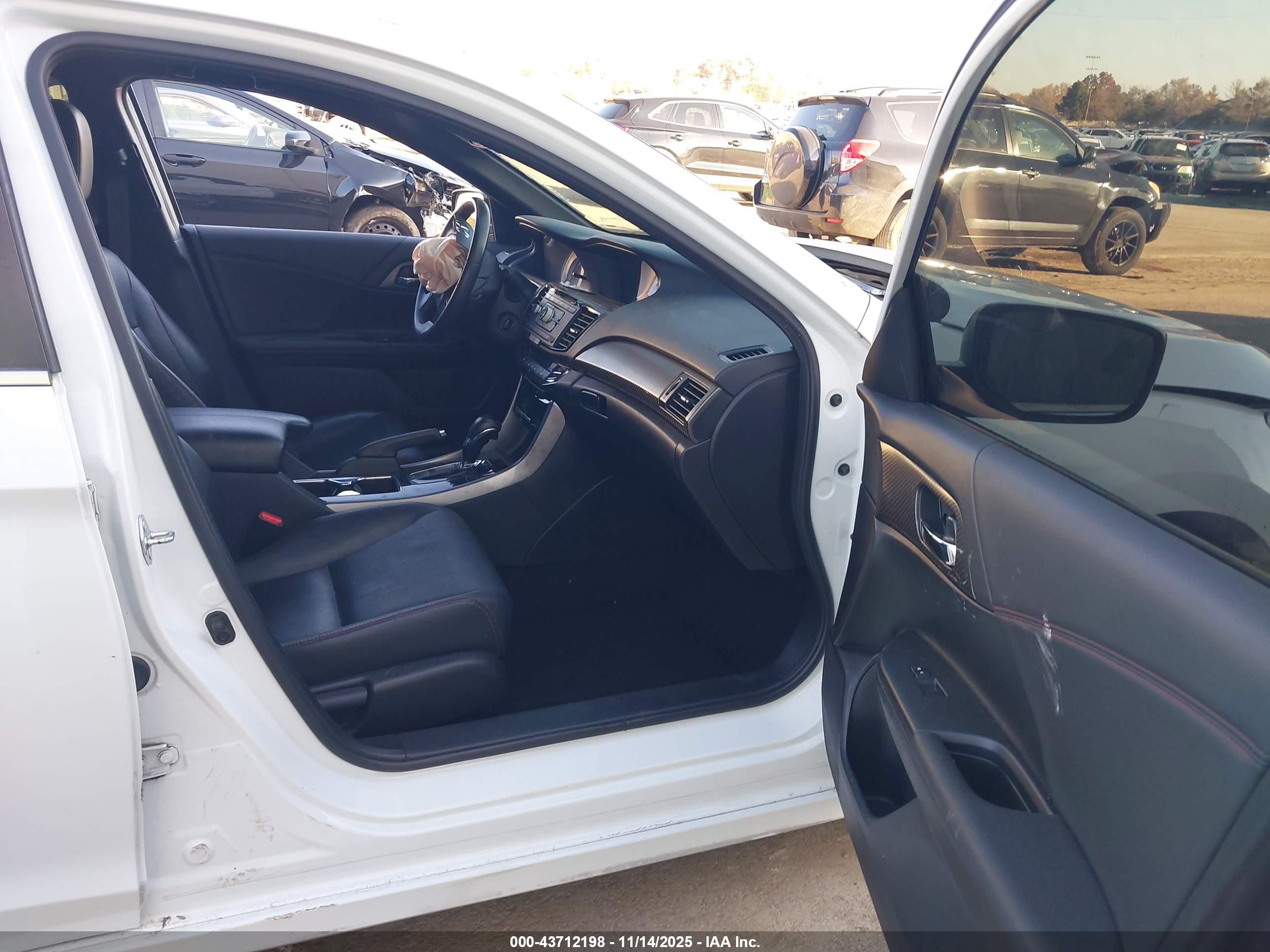HONDA ACCORD image 5