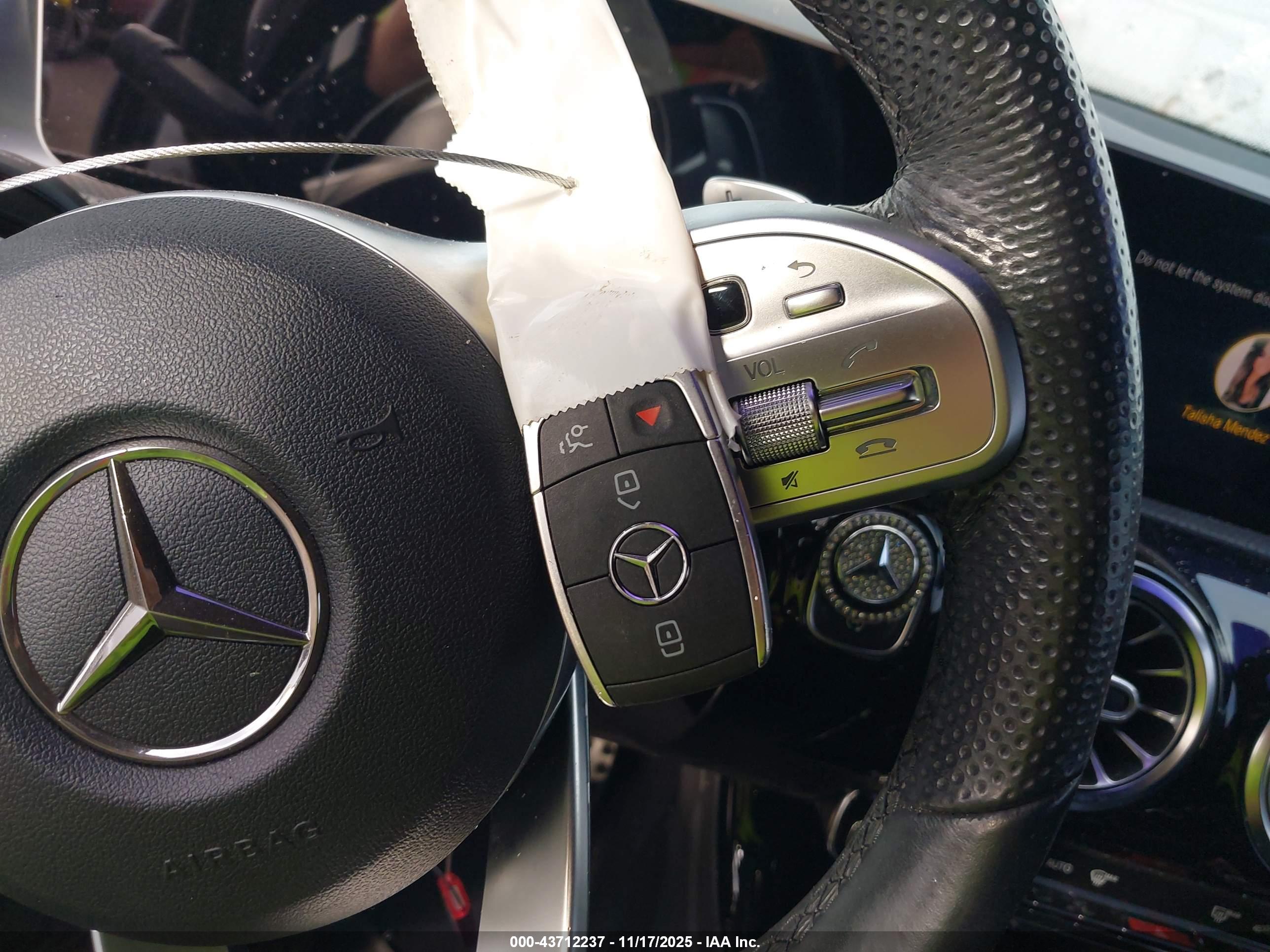 MERCEDES-BENZ A image 11