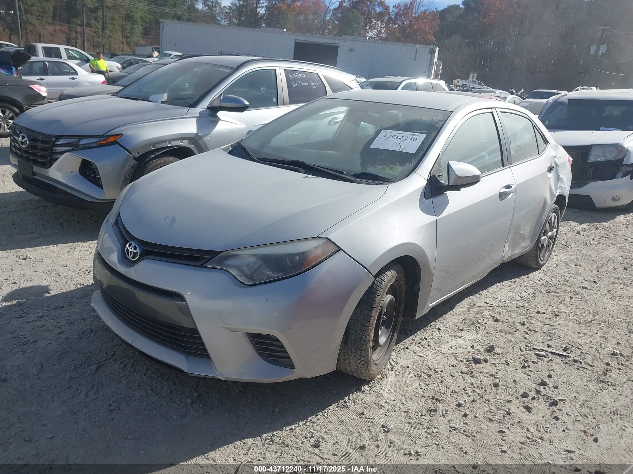 TOYOTA COROLLA image 2