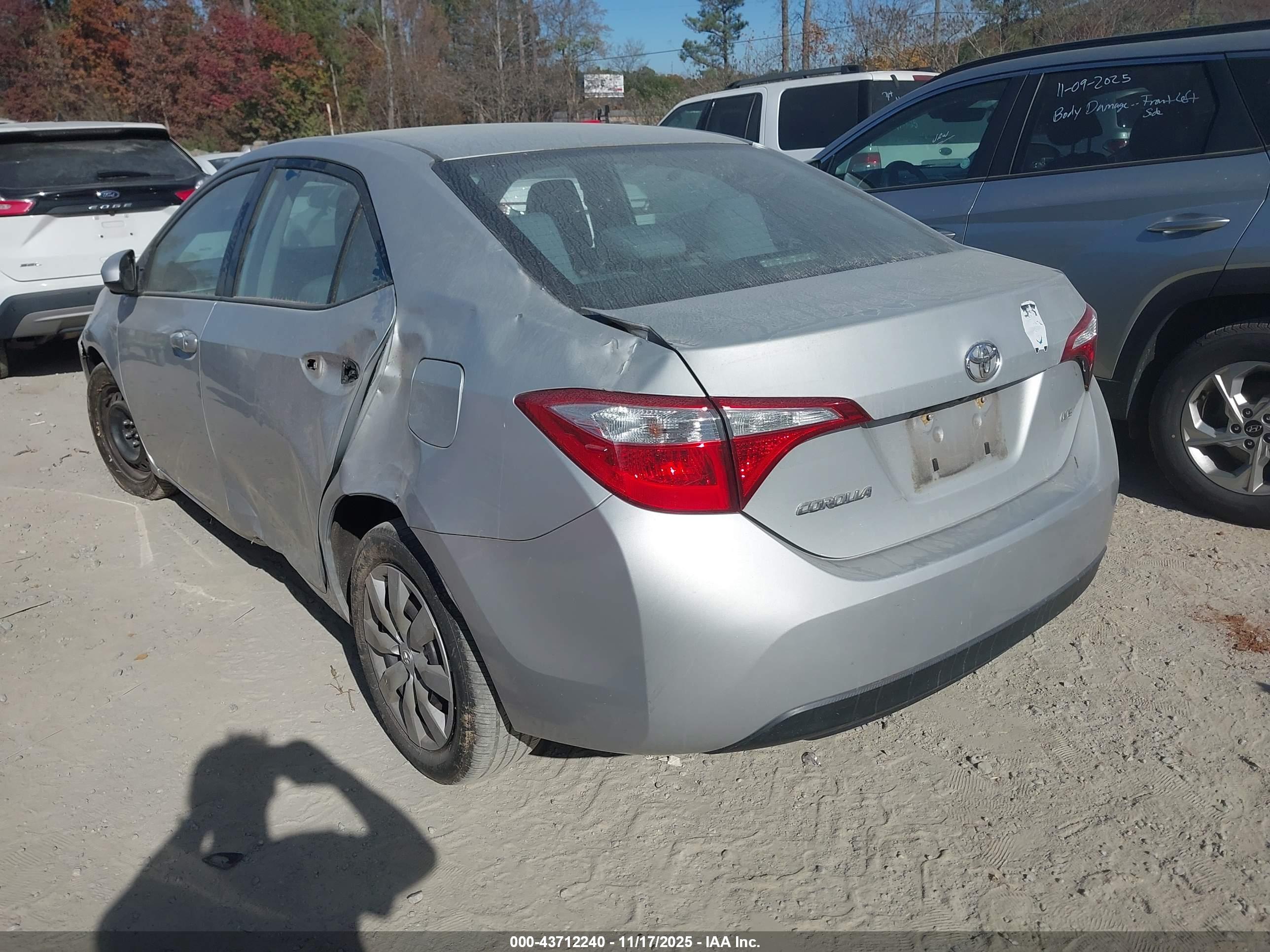 TOYOTA COROLLA image 3