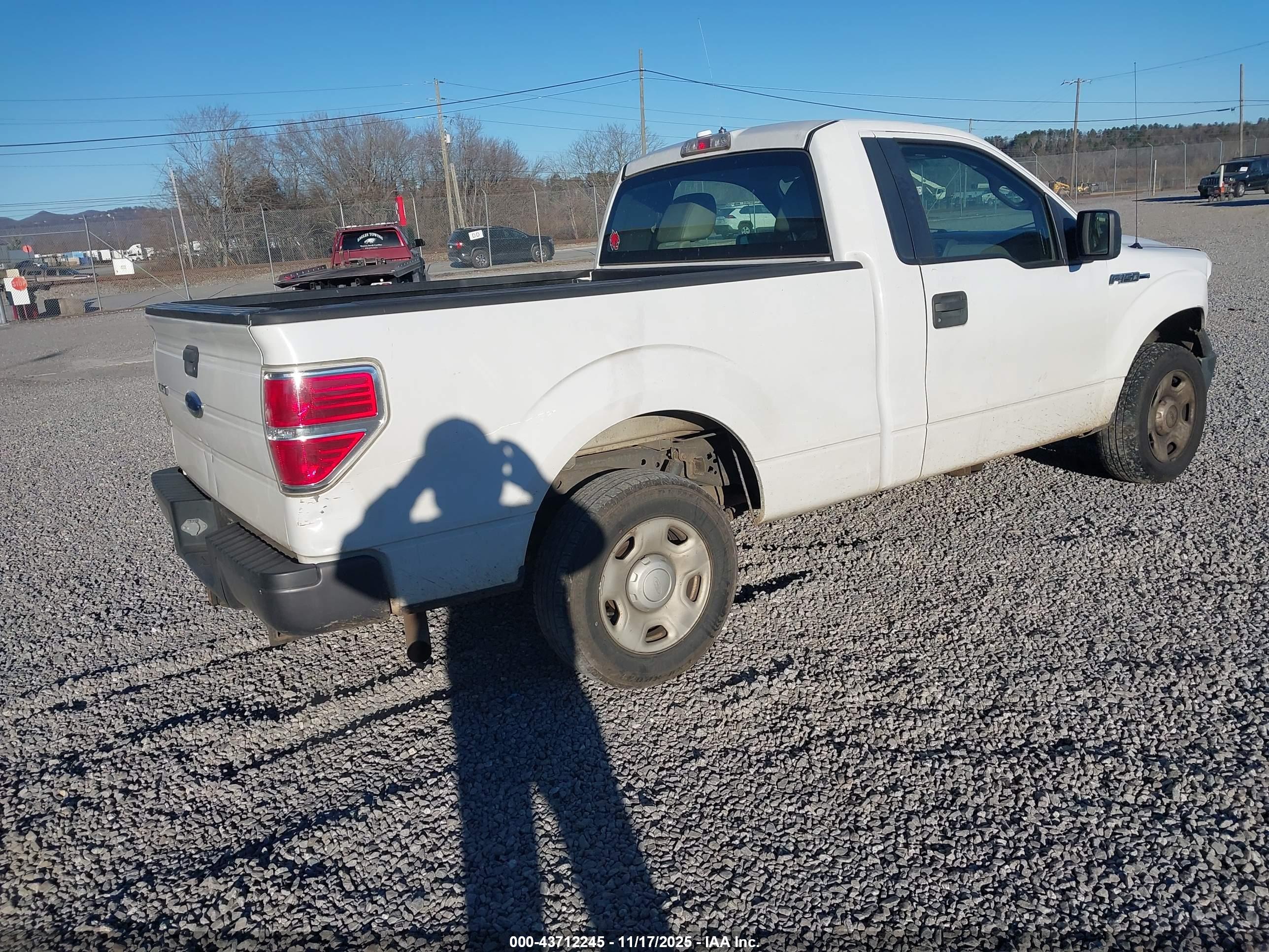 FORD F-150 image 4