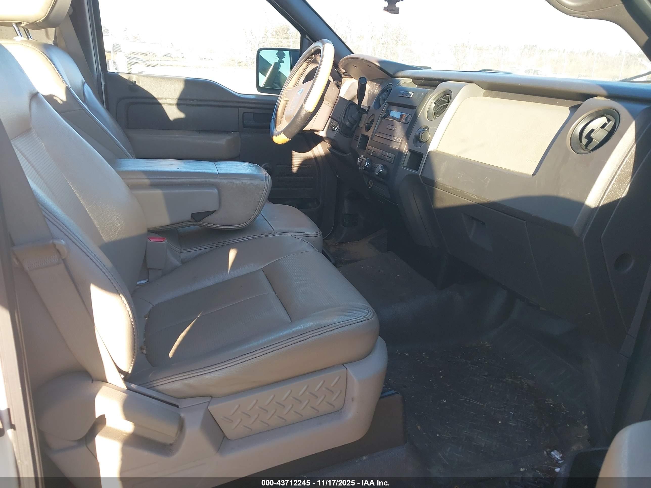 FORD F-150 image 5