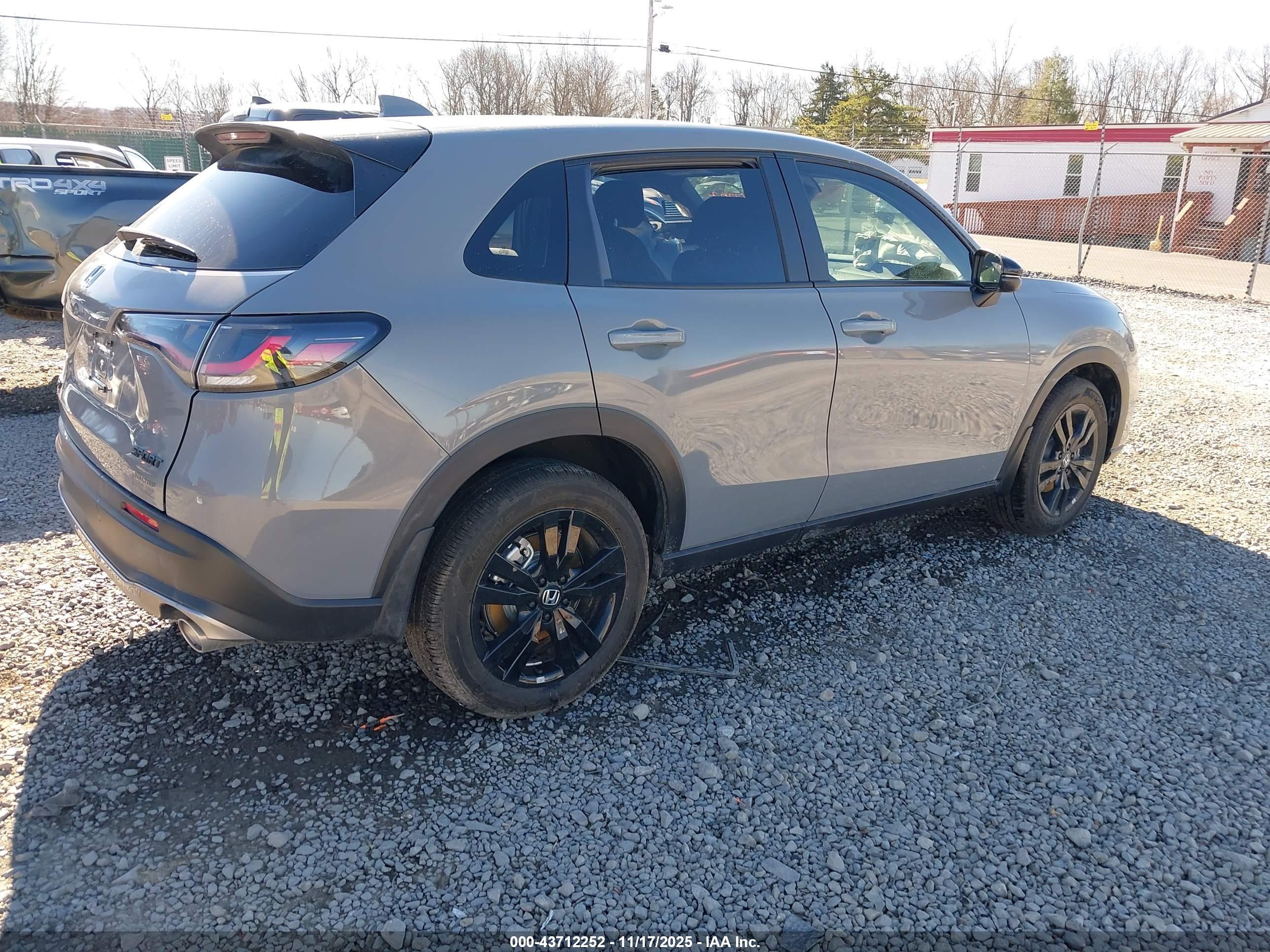 HONDA HR-V image 4