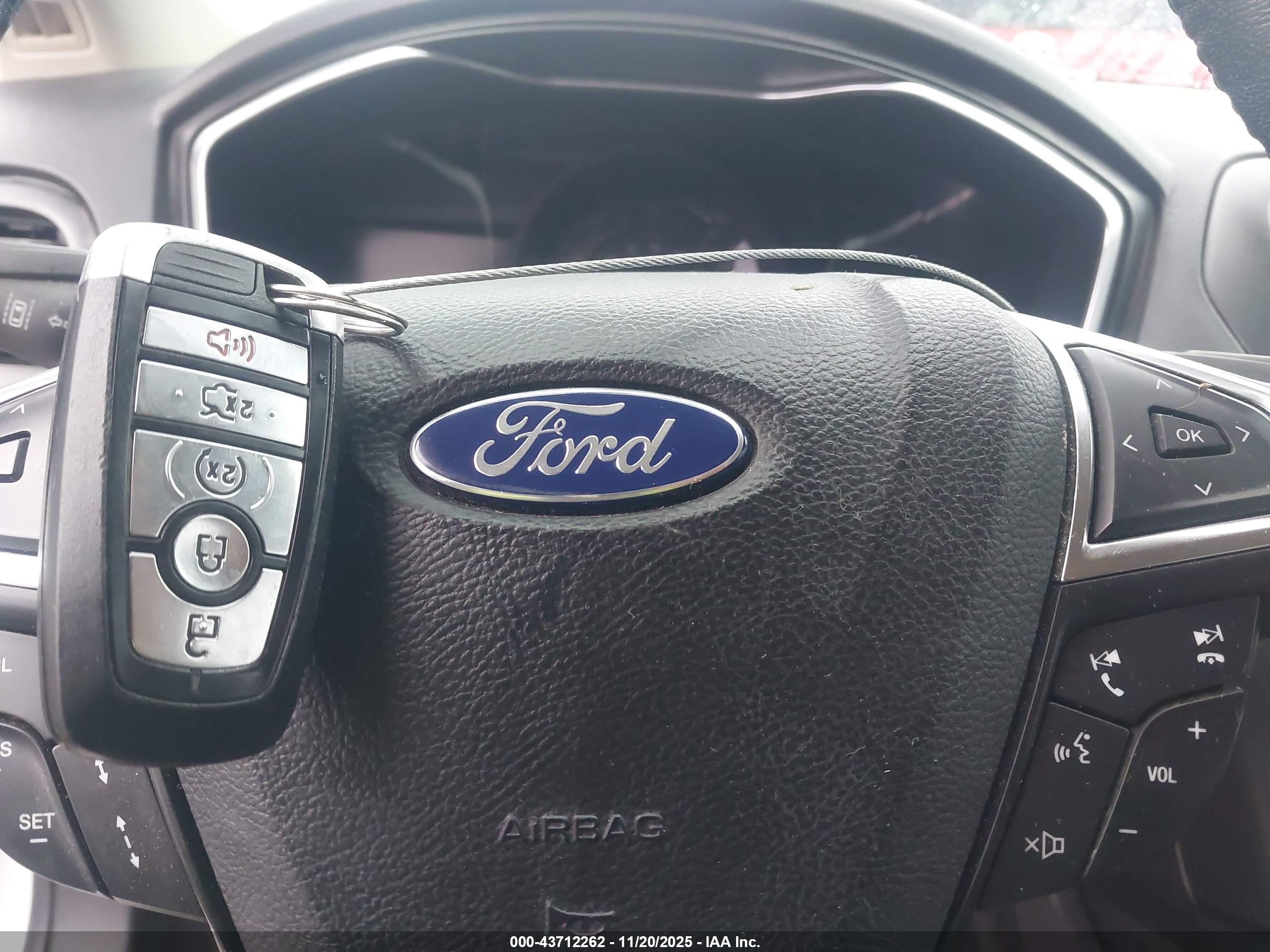 FORD FUSION image 11