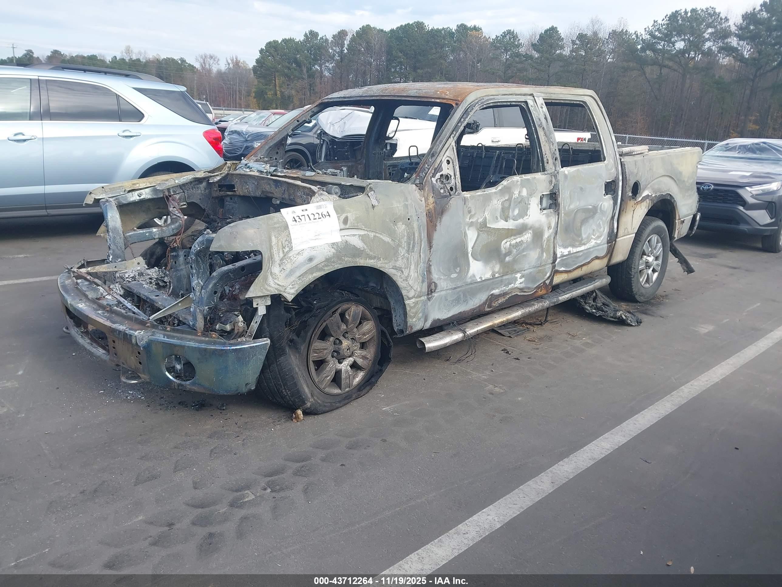 FORD F-150 image 2