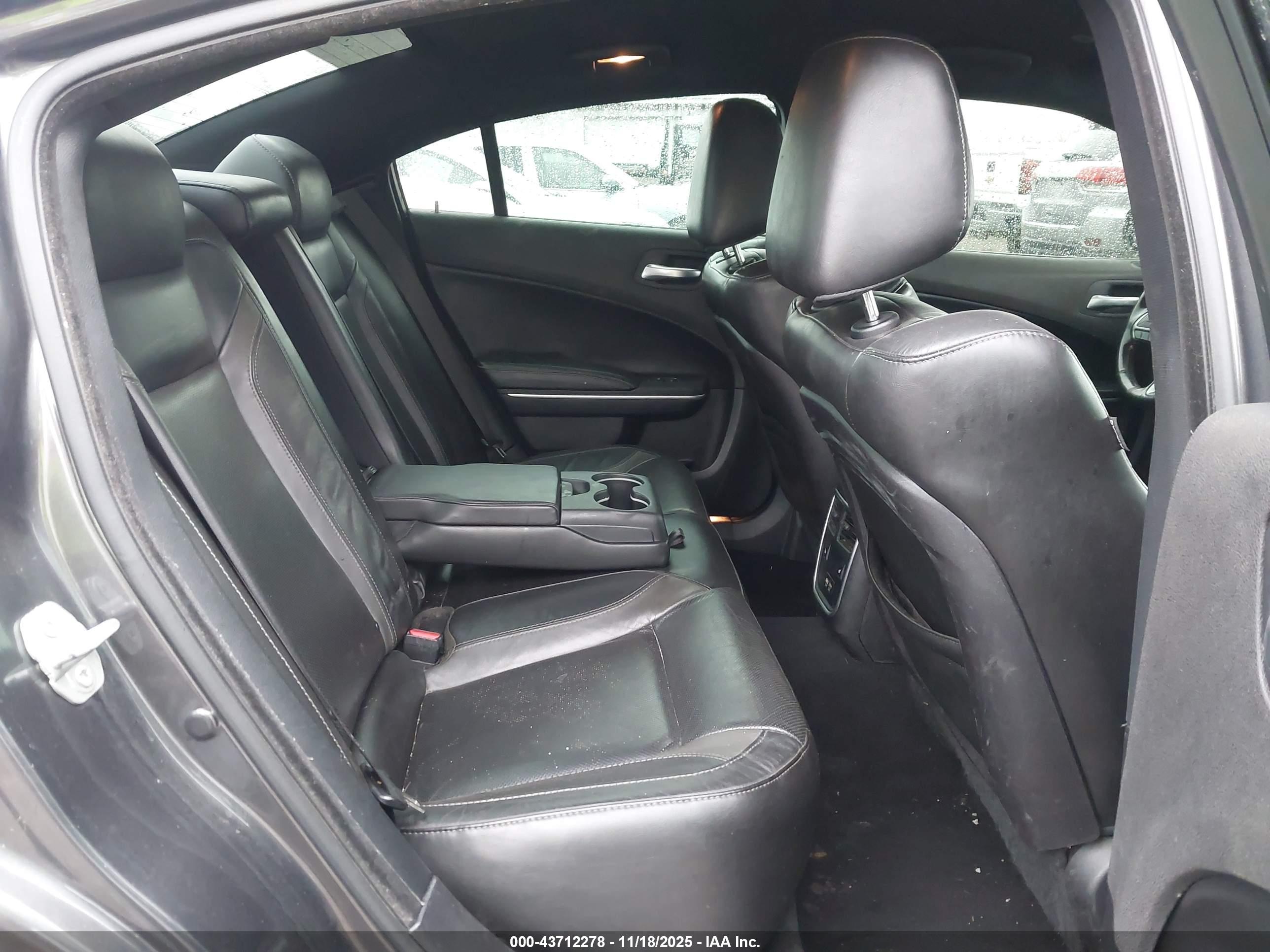 DODGE CHARGER image 8