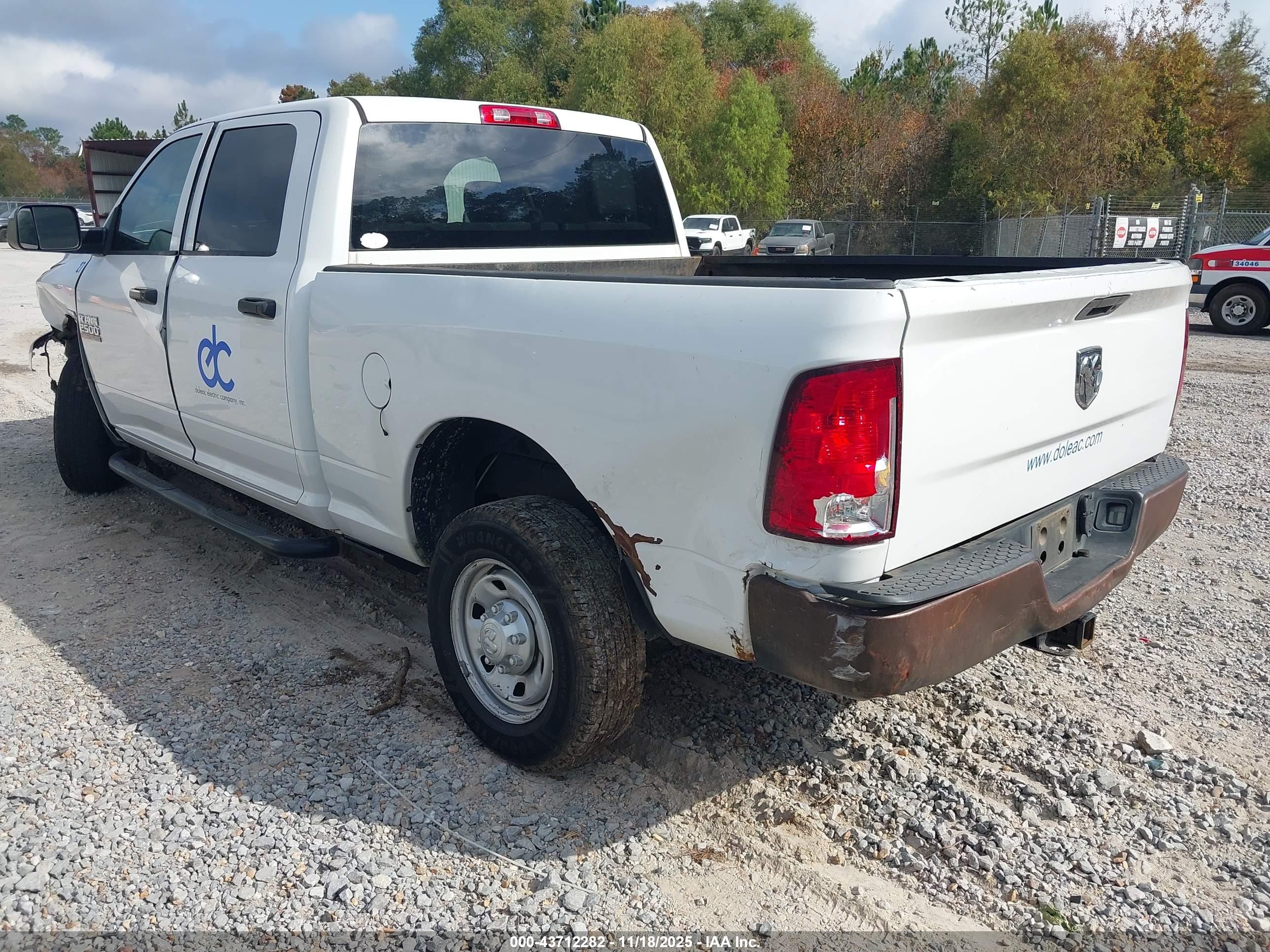 RAM 2500 image 3