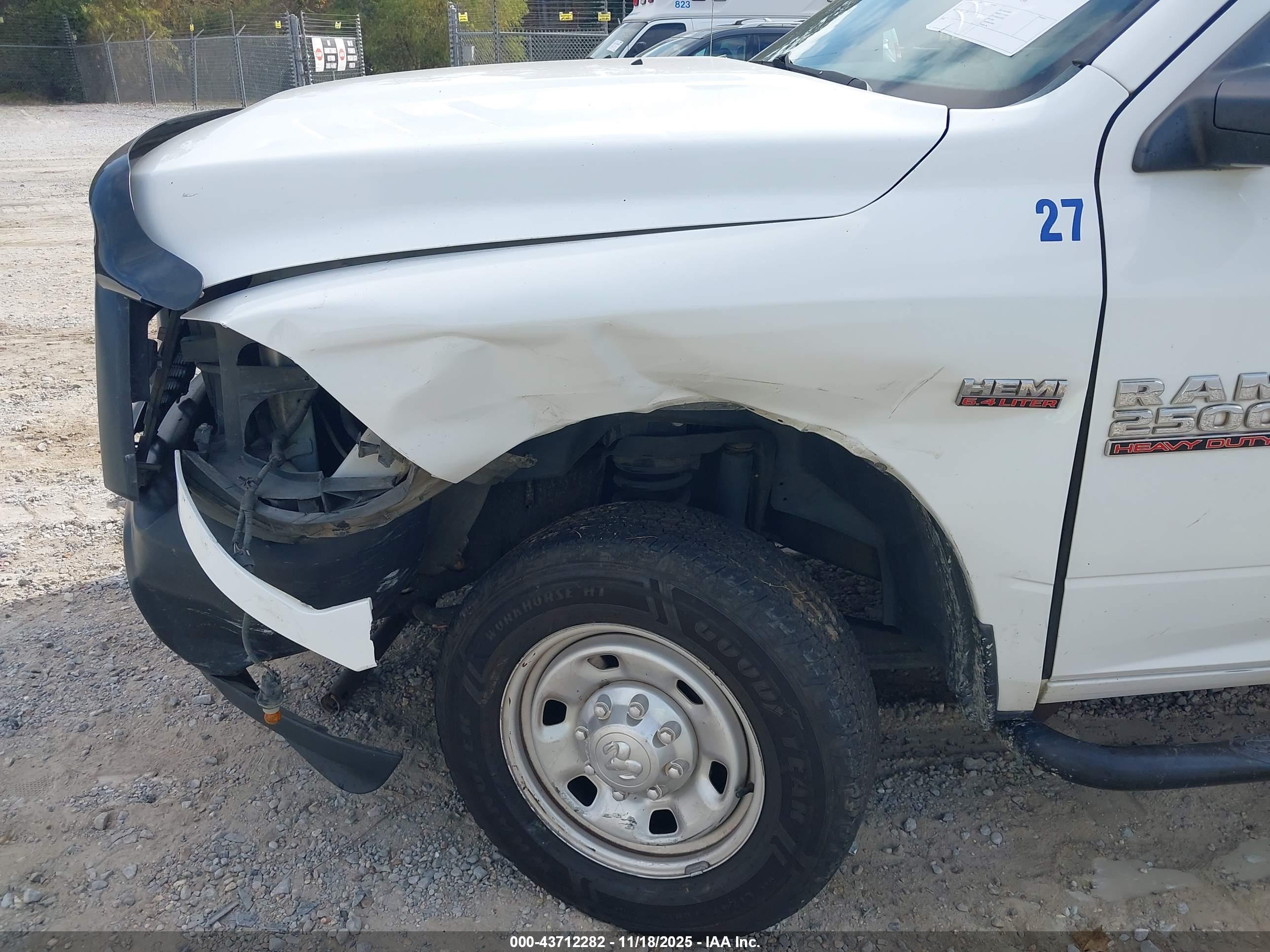 RAM 2500 image 6